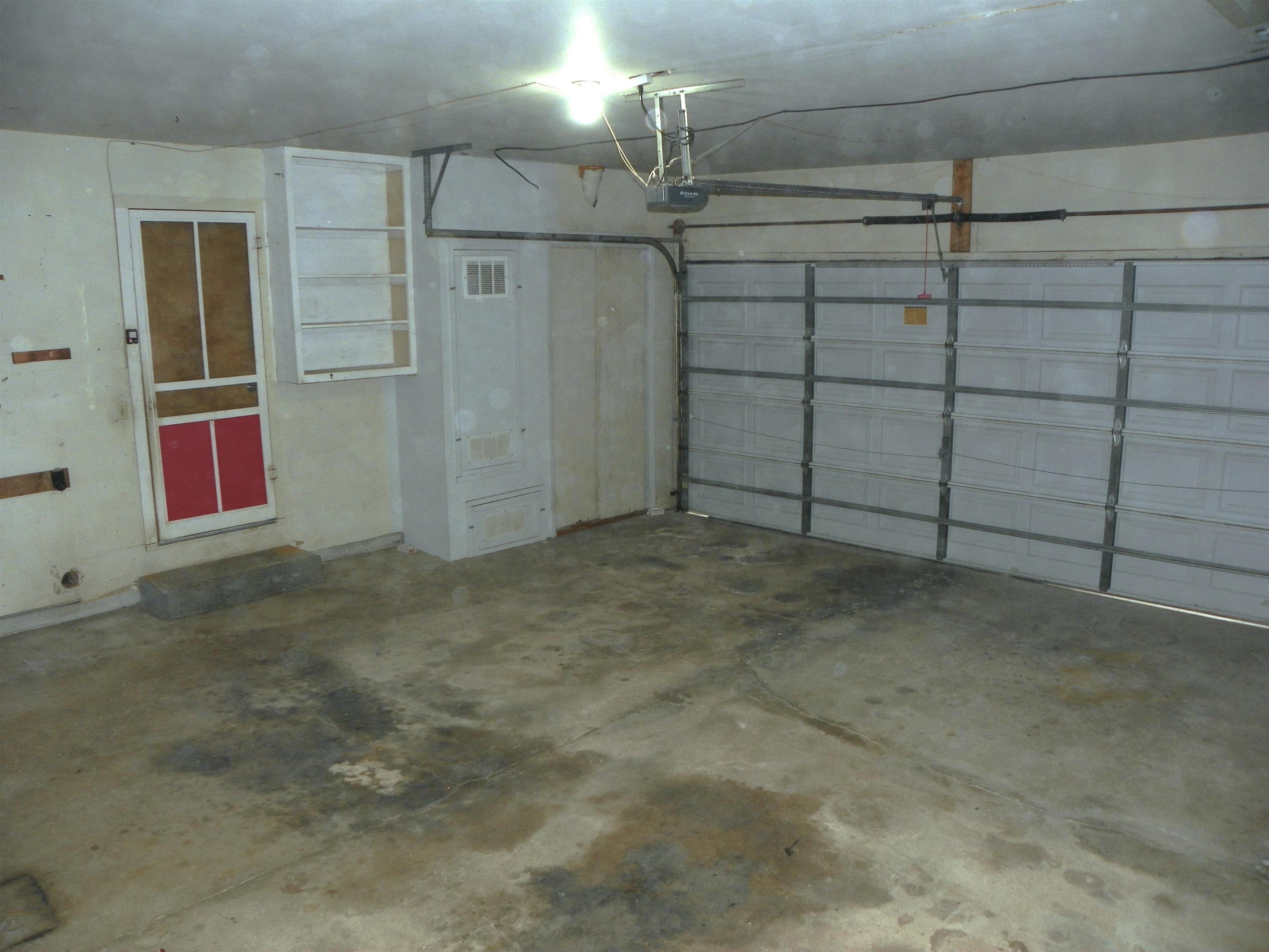 5320 S Seneca St. Property Photo 28