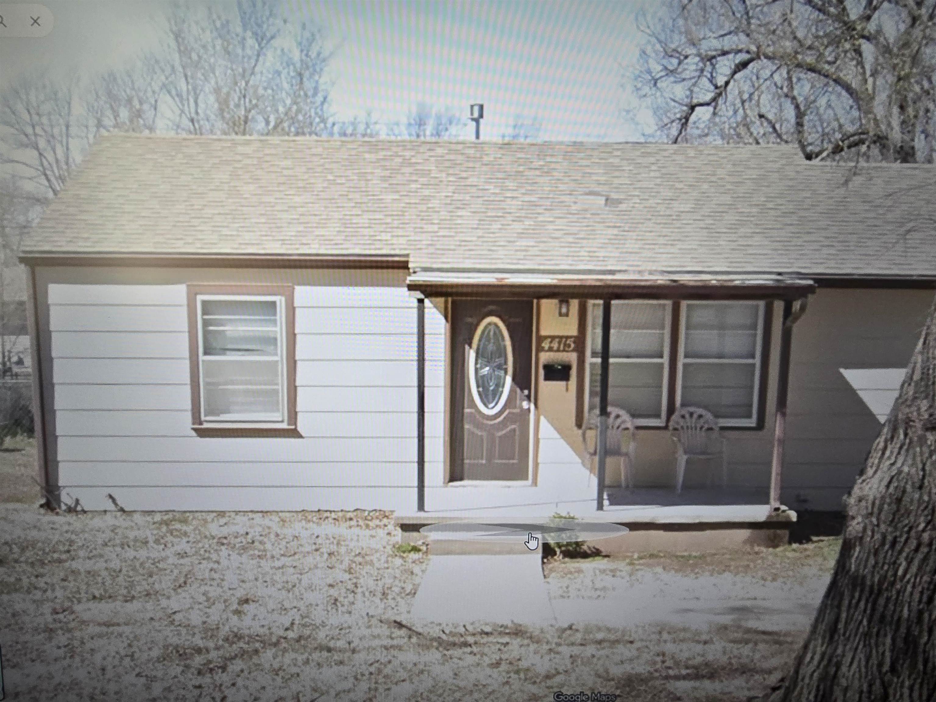 4415 S Oak Ave Property Photo 1
