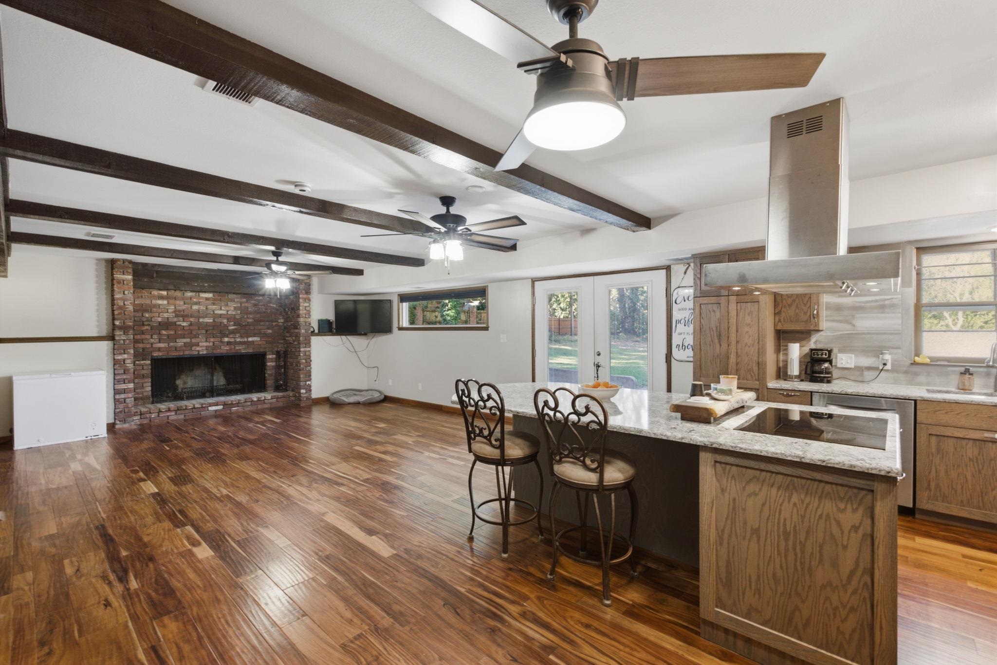 1231 S Sheridan Ave Property Photo 15