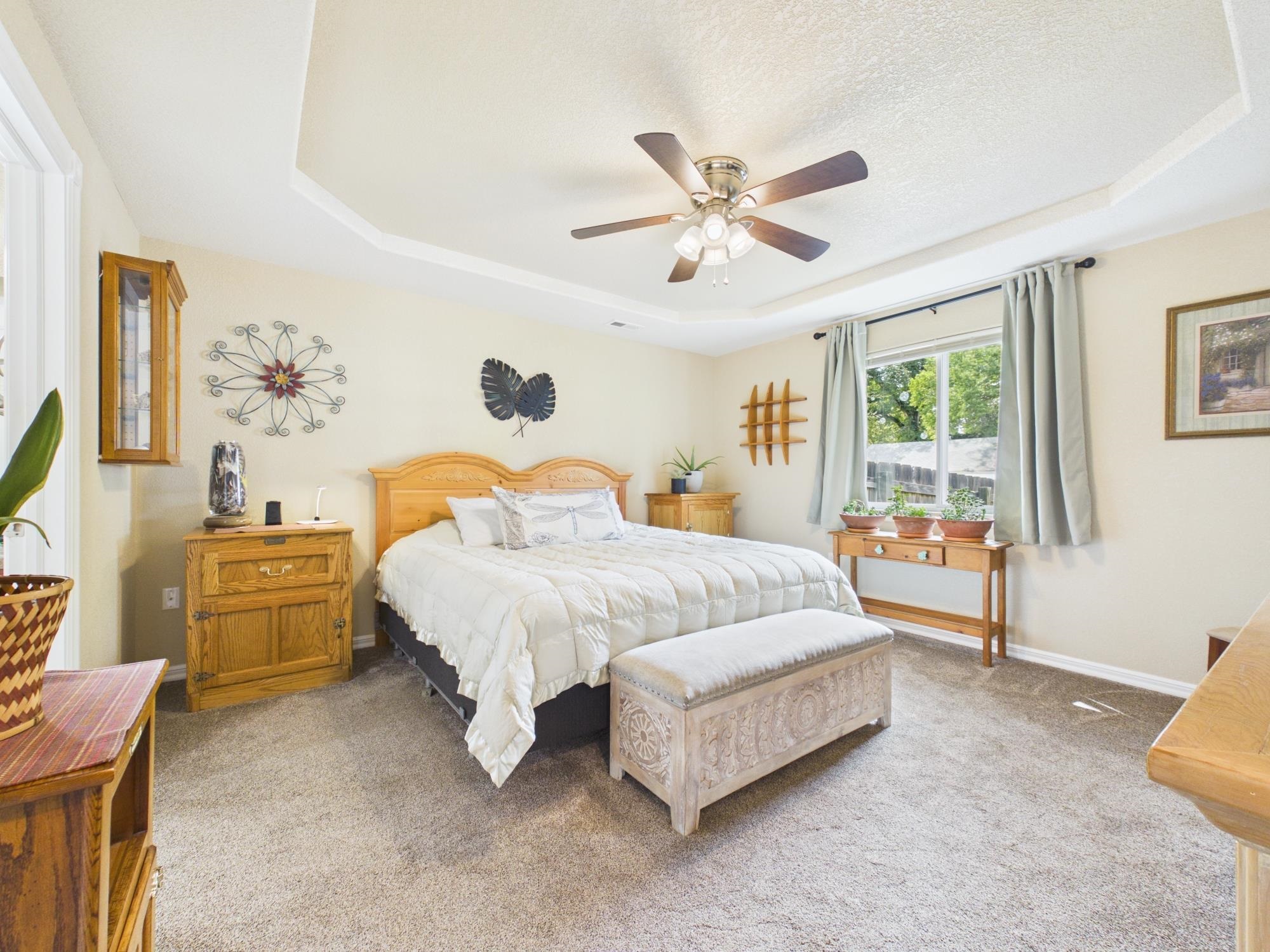 1105 N Ada St Property Photo 12