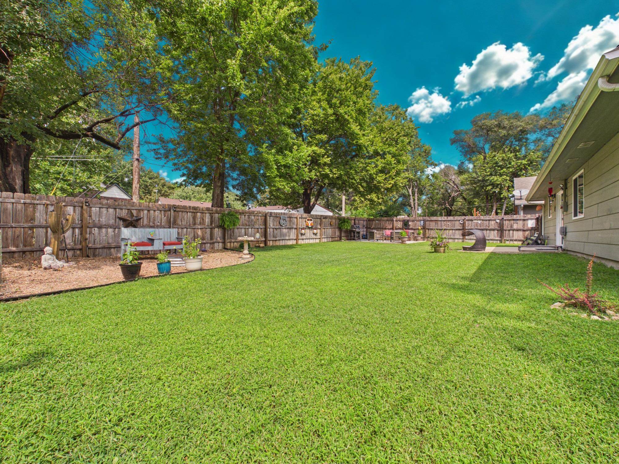 1105 N Ada St Property Photo 21