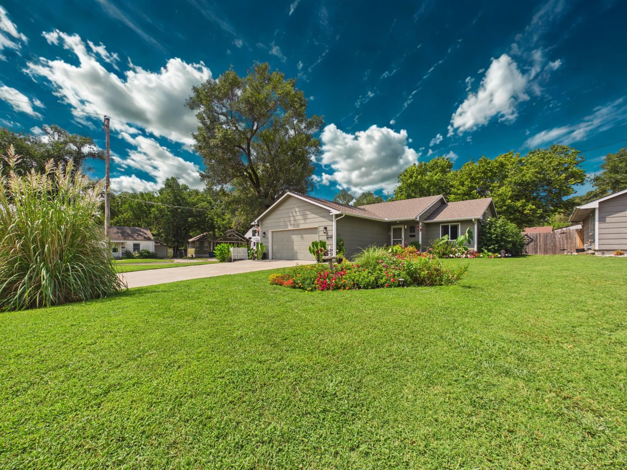 1105 N Ada St Property Photo 24