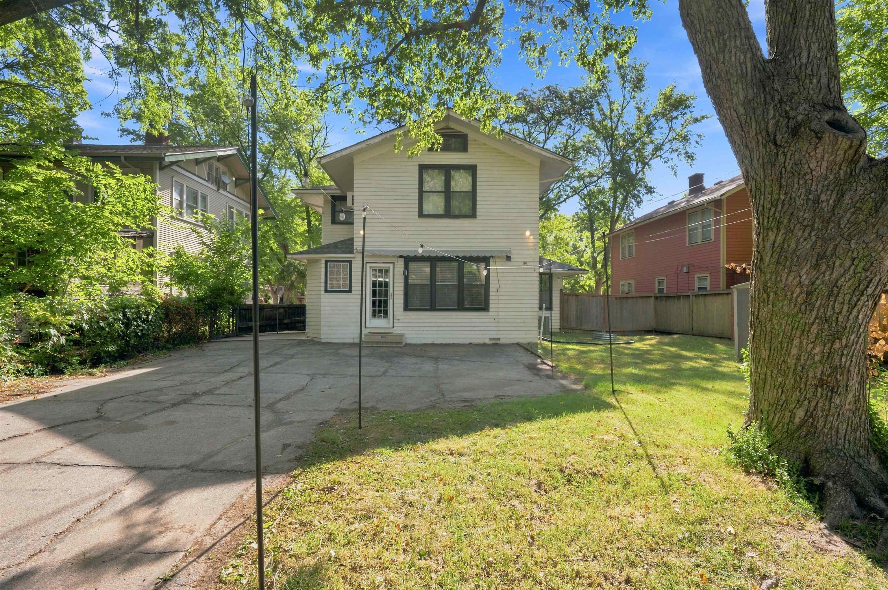309 N Quentin St Property Photo 30