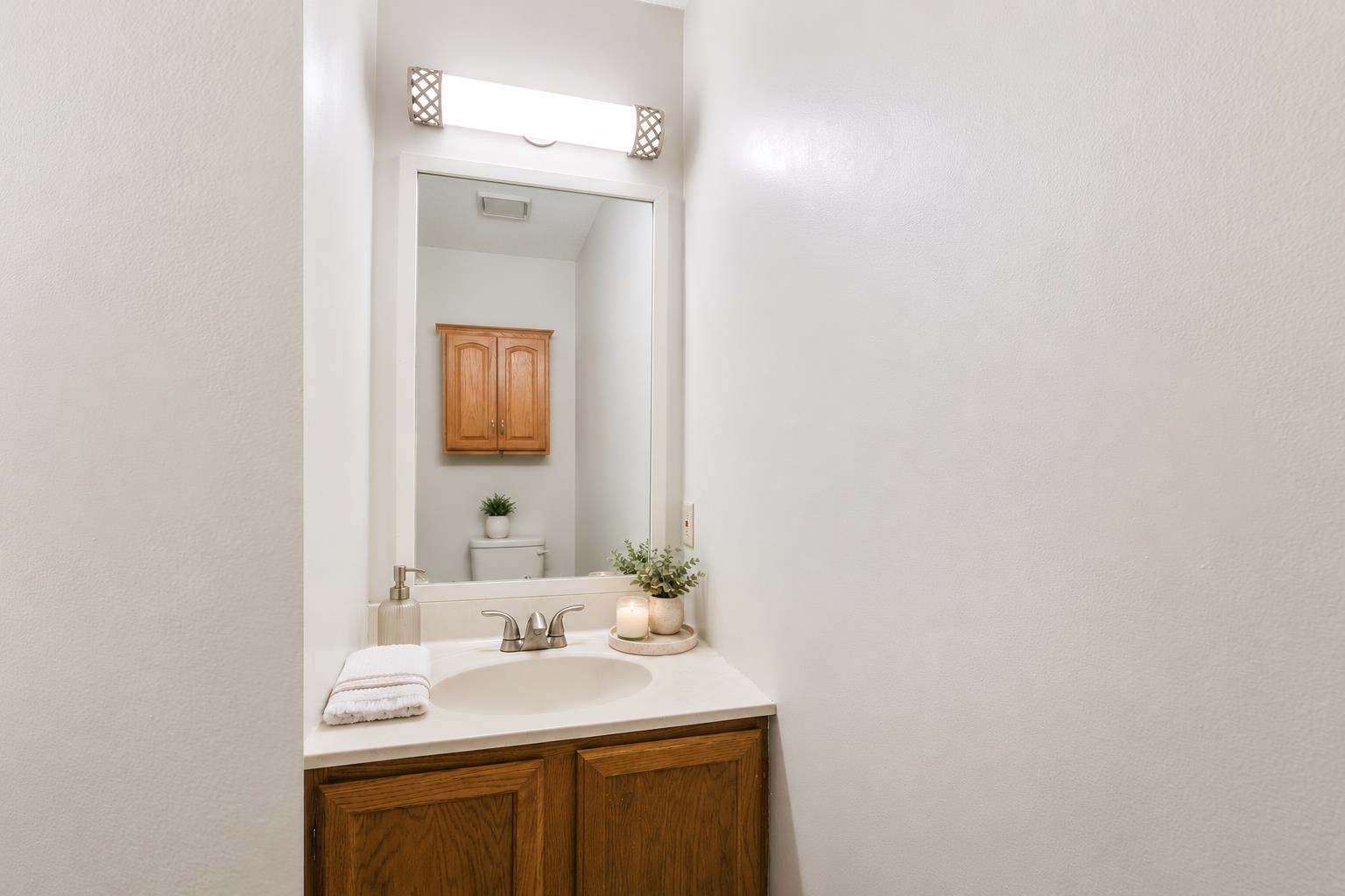 4115 W Zoo Blvd Property Photo 5