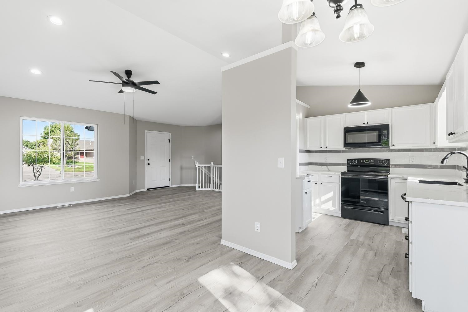 1826 S Mars Property Photo 6