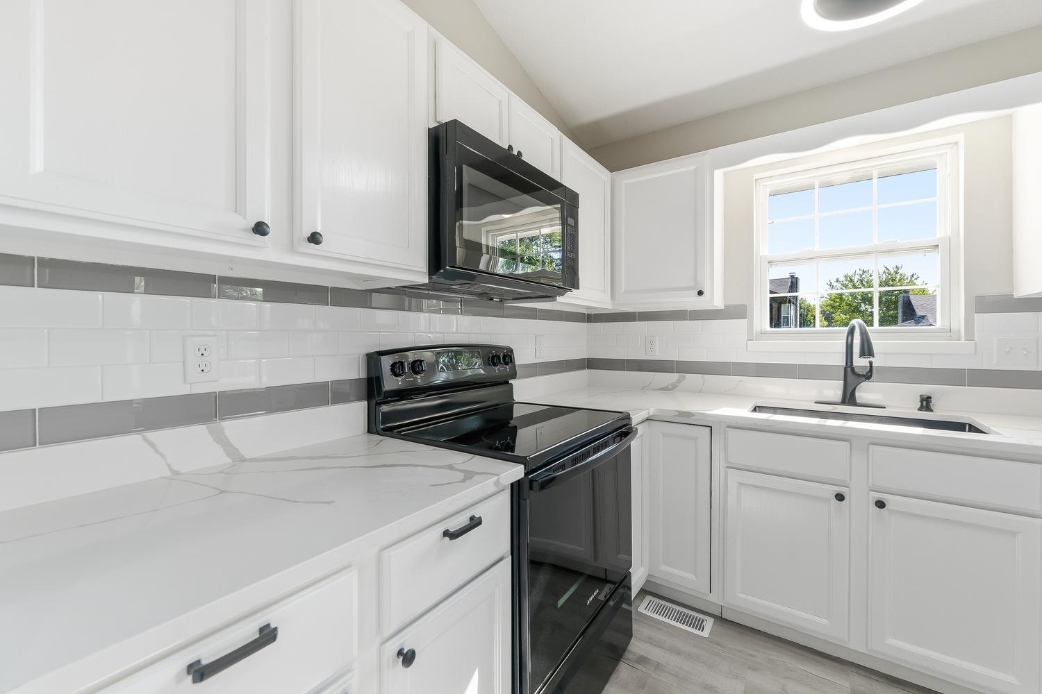 1826 S Mars Property Photo 7