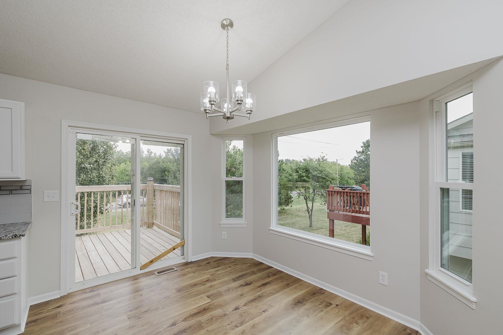 5102 N Blackhawk St. Property Photo 11