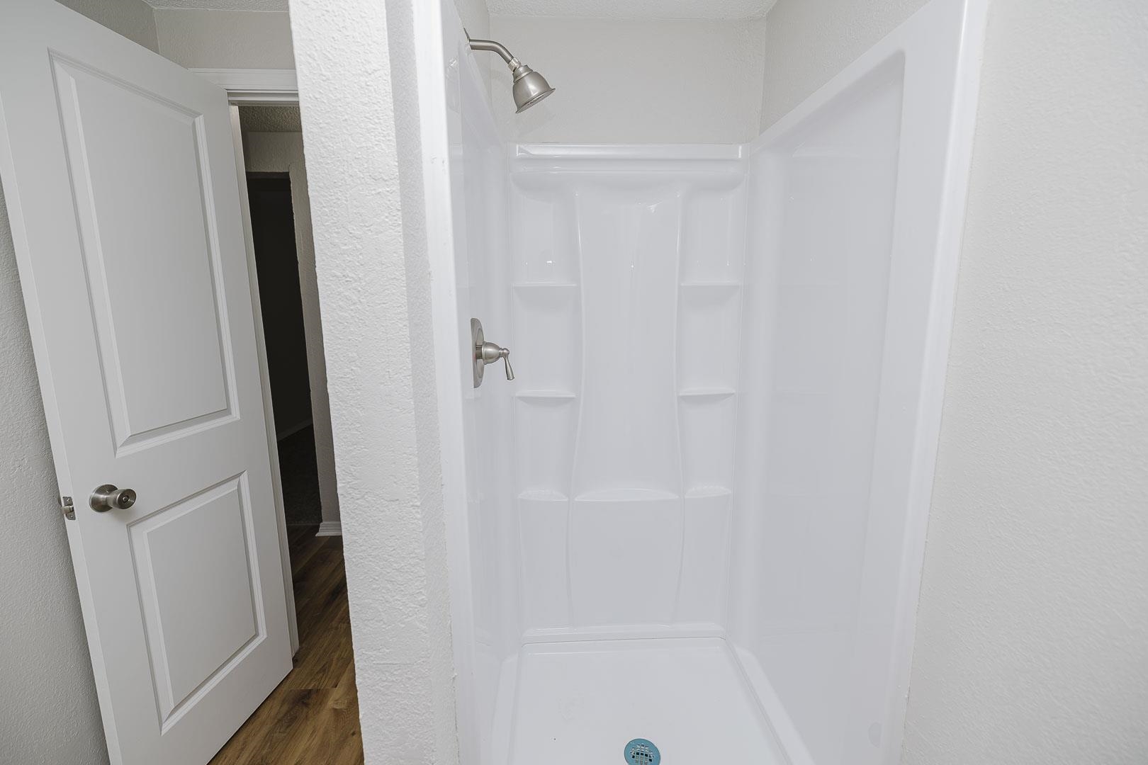 5102 N Blackhawk St. Property Photo 23
