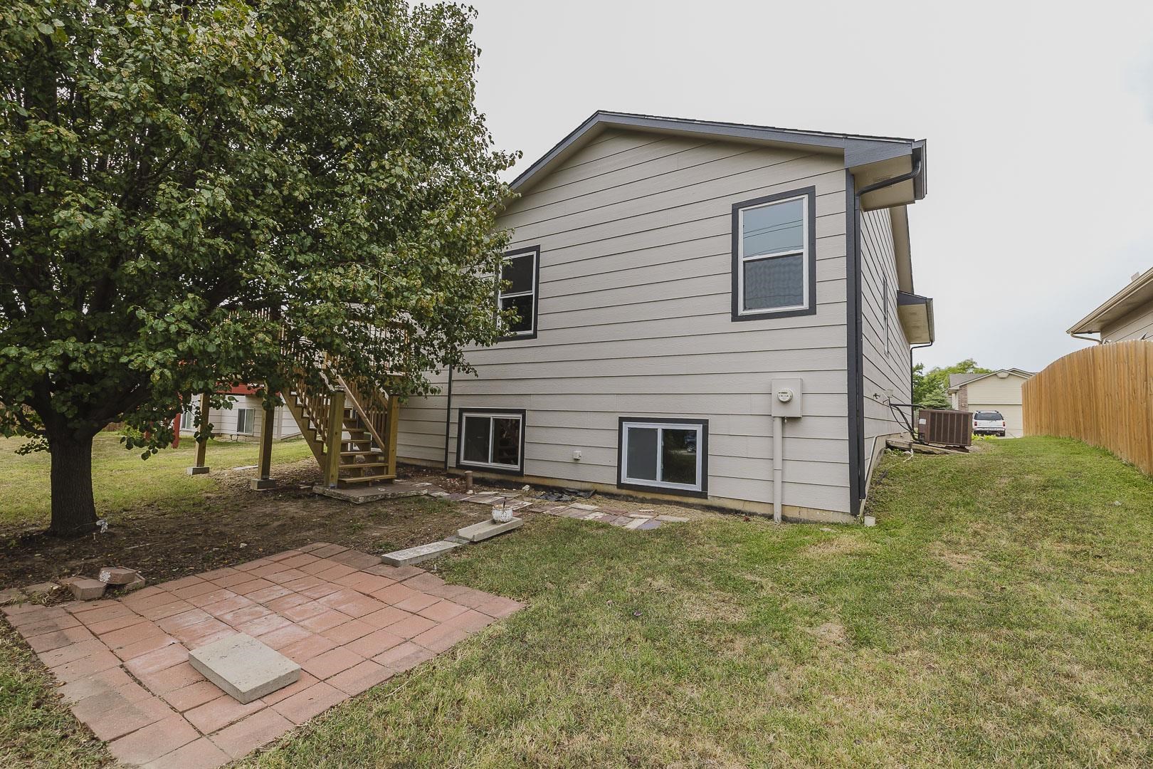 5102 N Blackhawk St. Property Photo 29