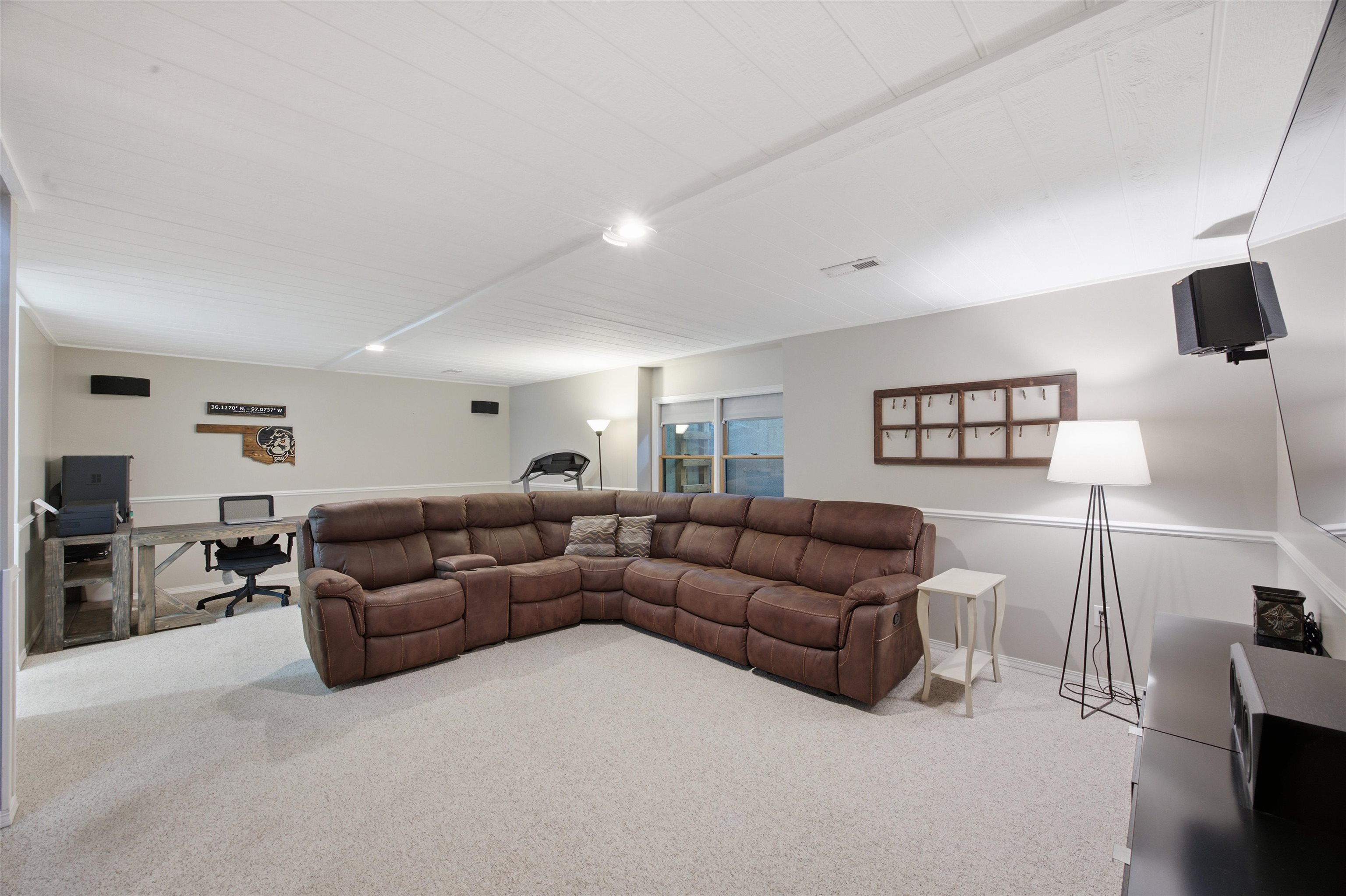 2045 N Parkridge Ct Property Photo 23
