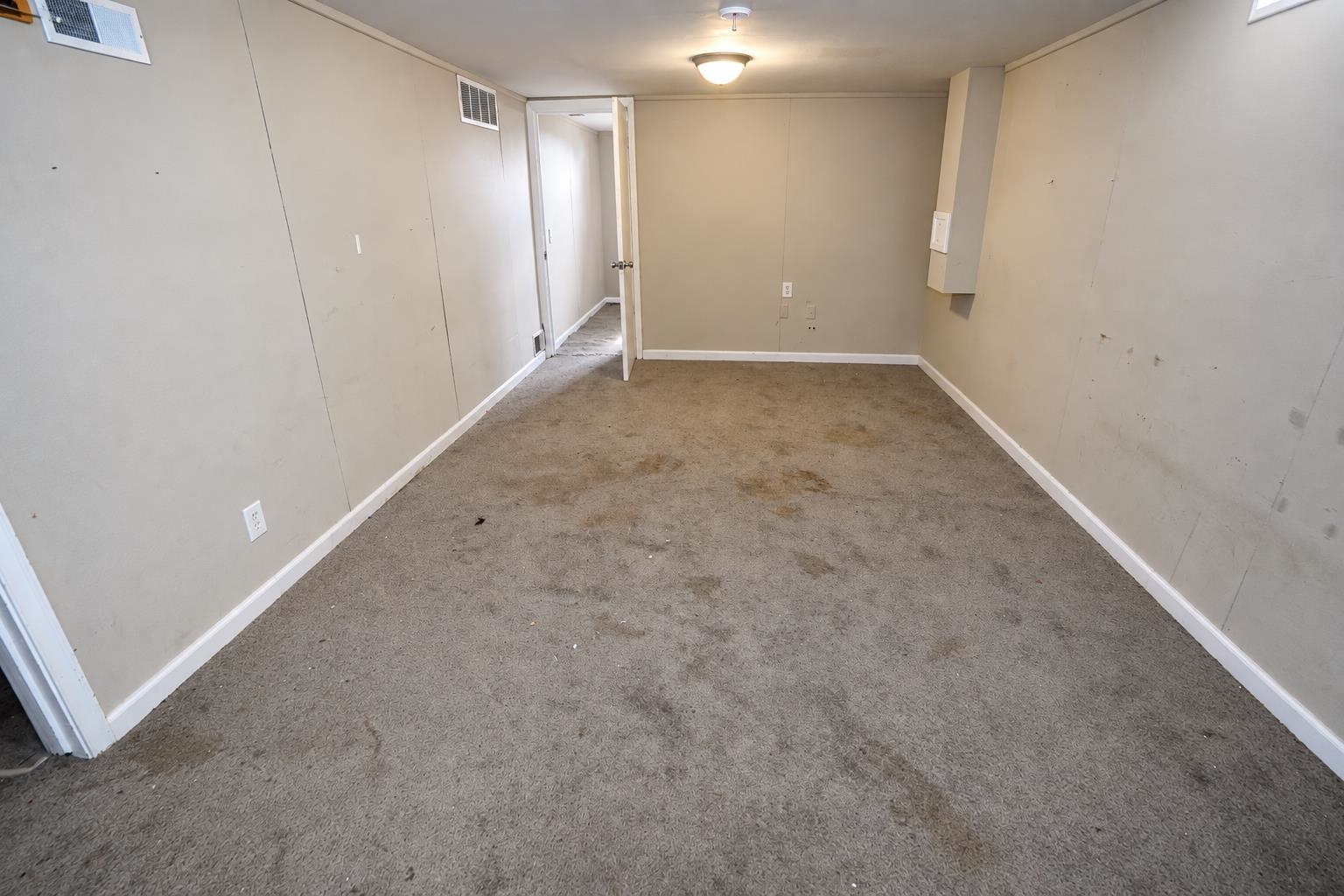 1420 E El Monte Property Photo 8
