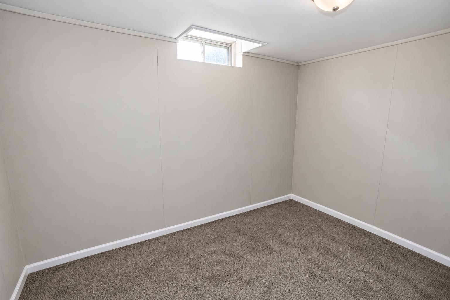 1420 E El Monte Property Photo 9