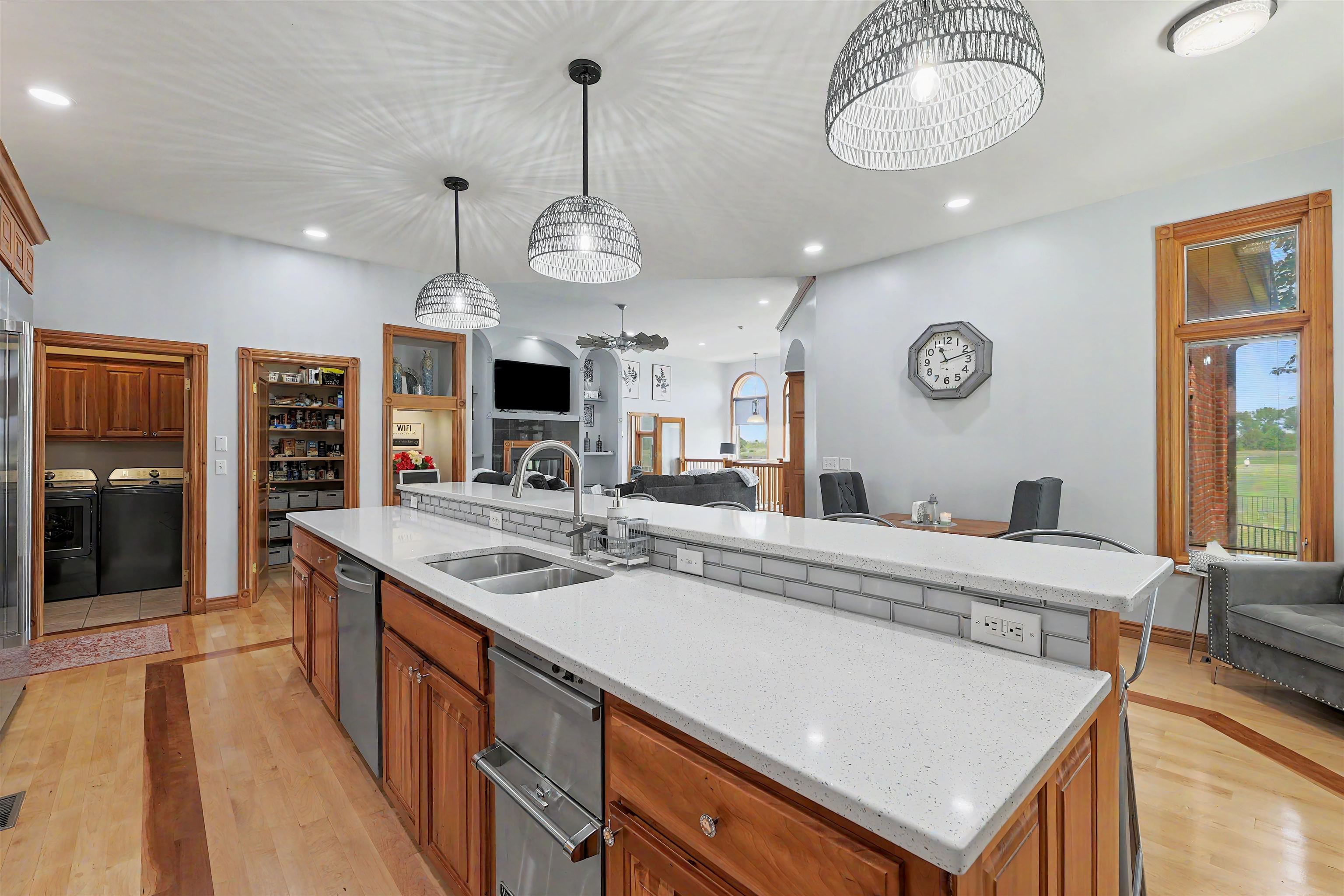 912 Terradyne Cir Property Photo 10