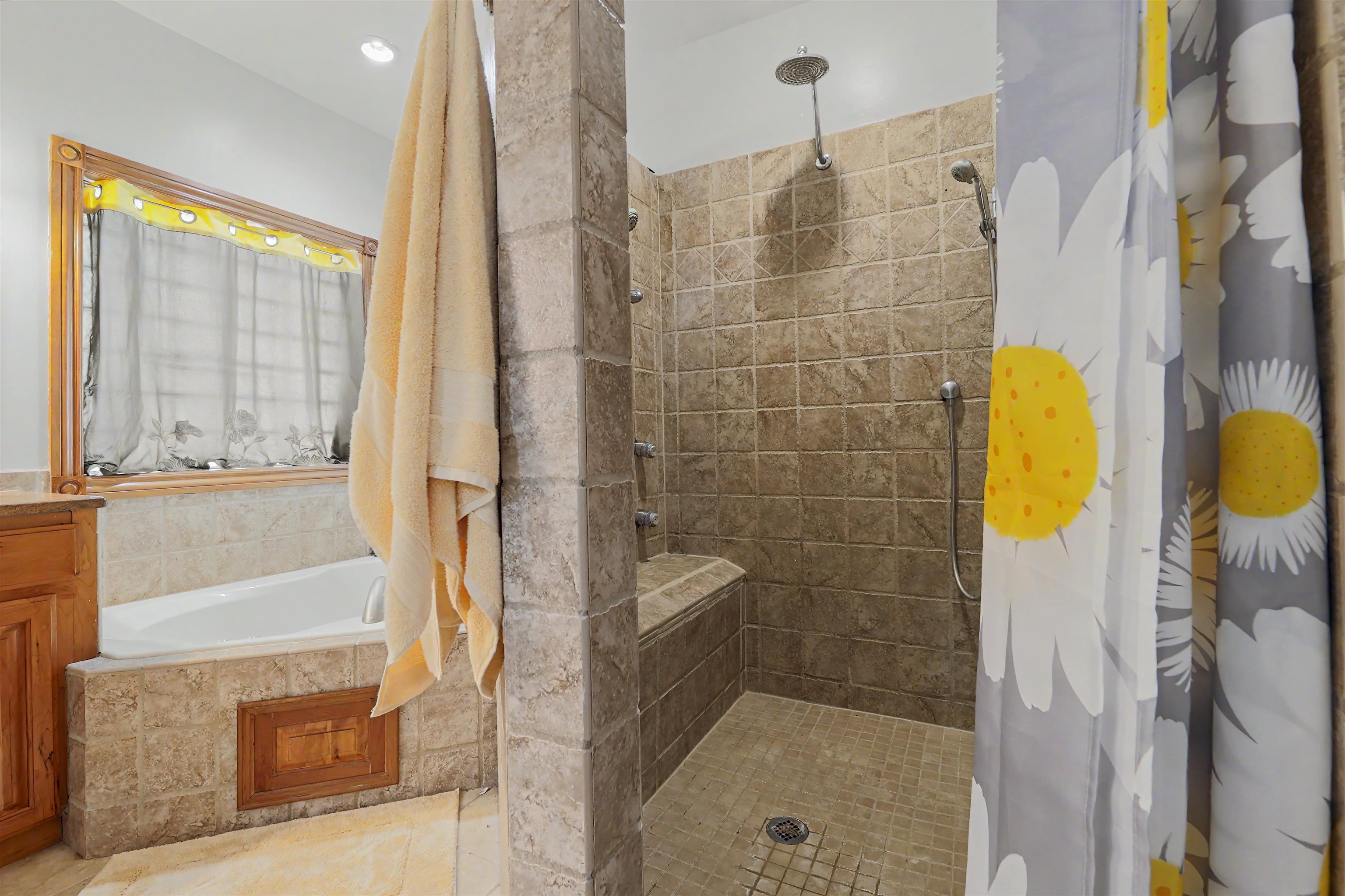 912 Terradyne Cir Property Photo 18