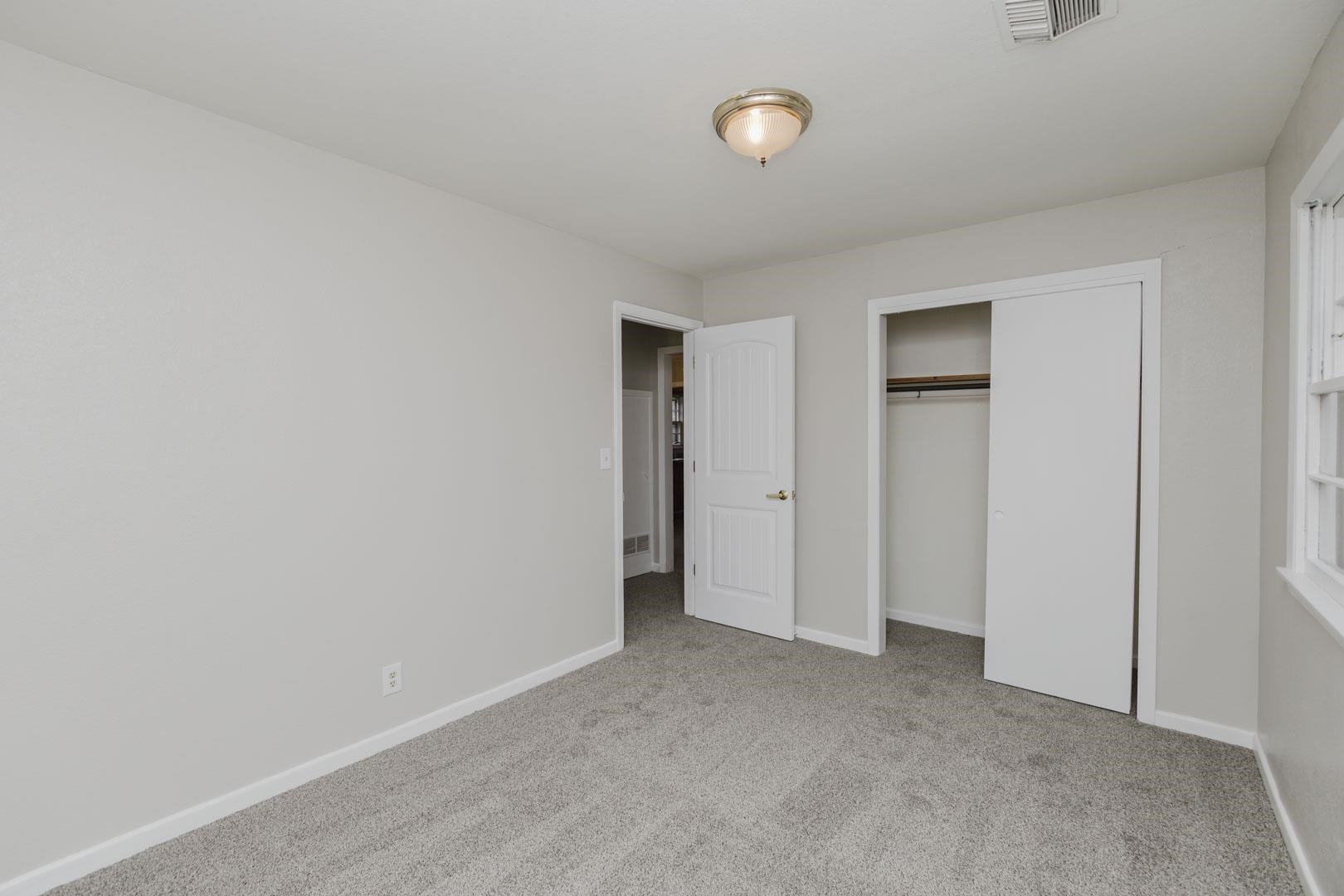 249 N Gow St. Property Photo 13