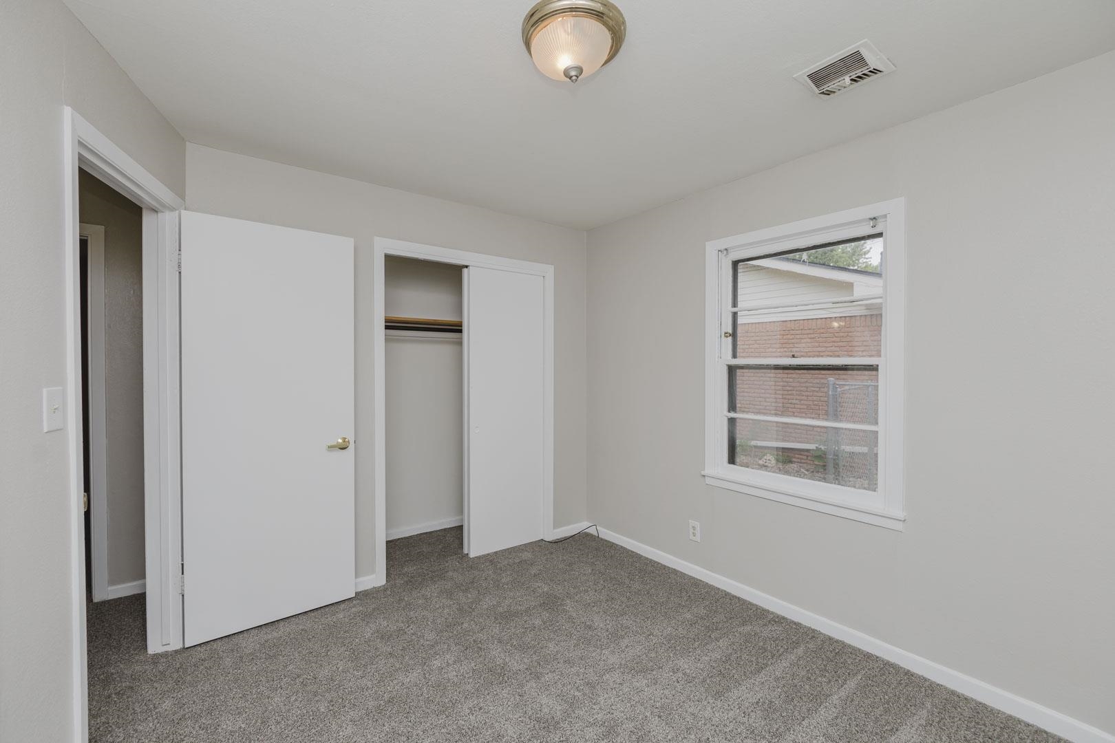 249 N Gow St. Property Photo 17