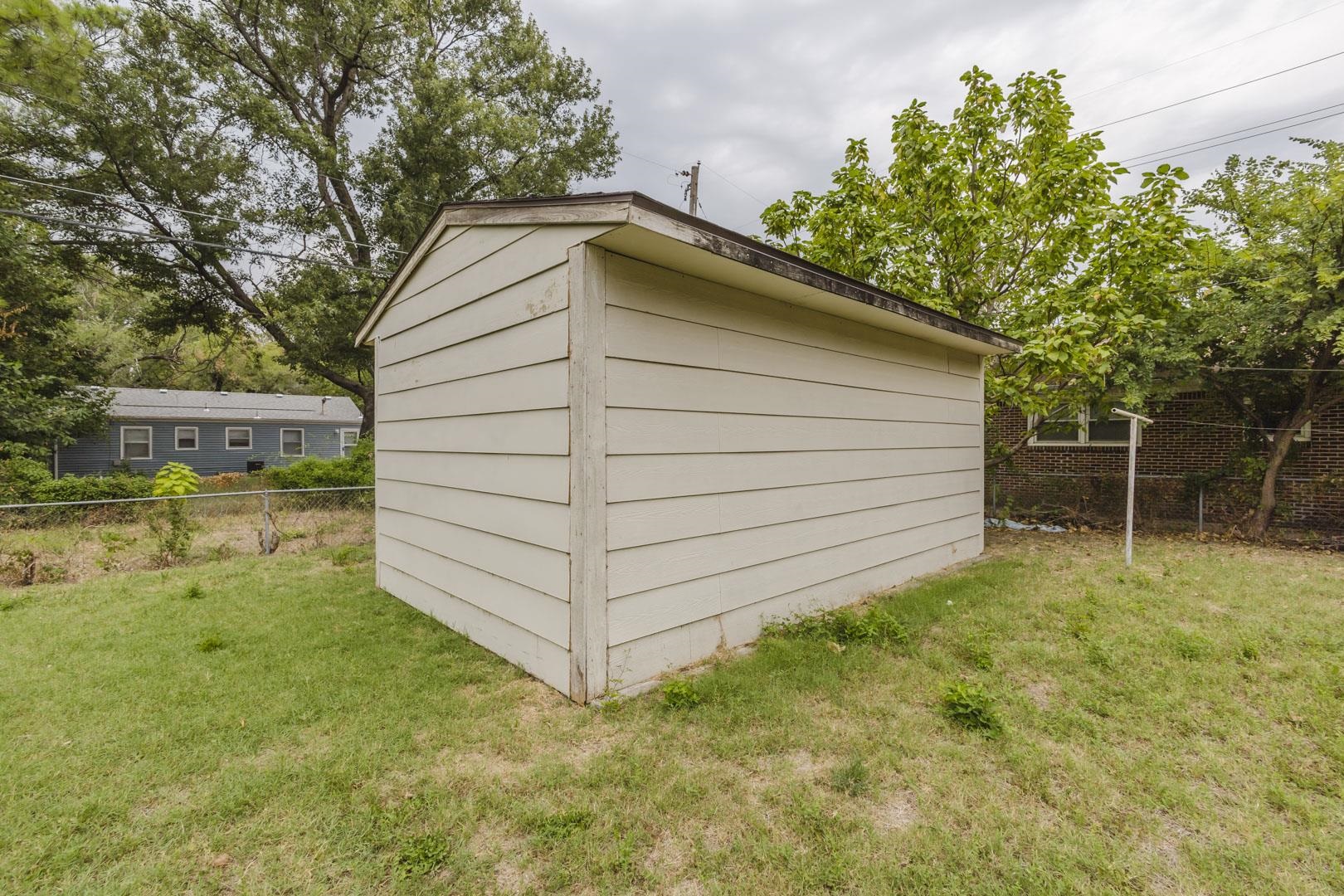 249 N Gow St. Property Photo 30