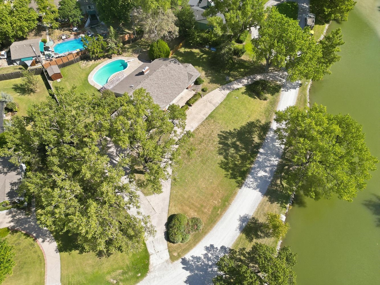 555 S Springlake Lane Property Photo 4