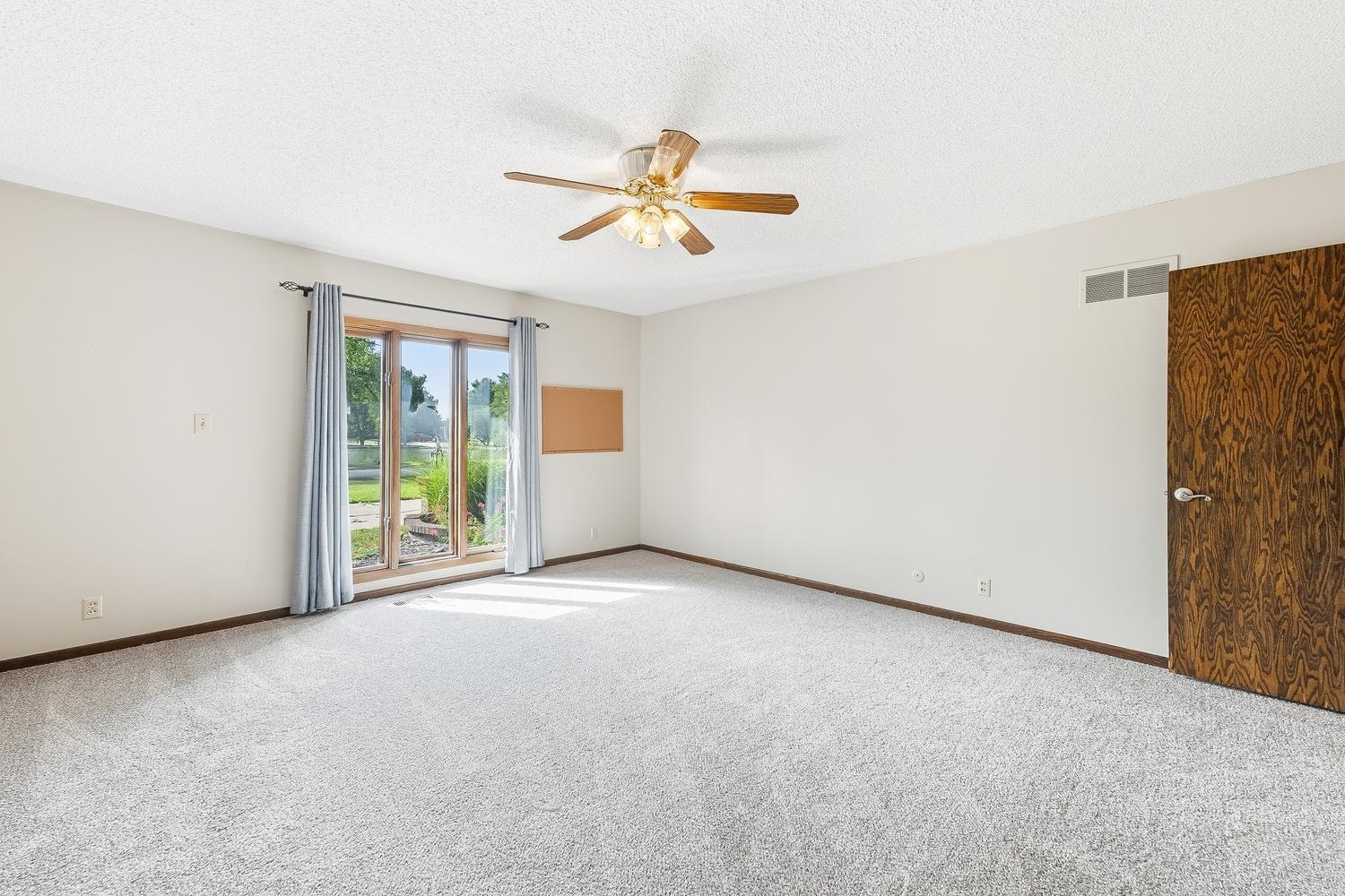 555 S Springlake Lane Property Photo 29