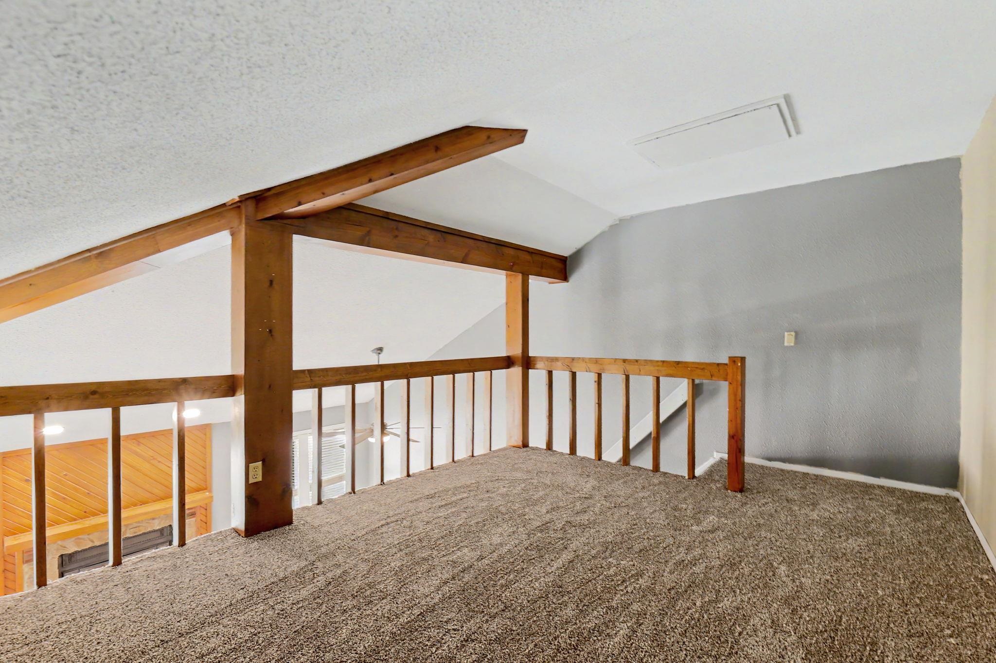 2421 S Yellowstone St #302 Property Photo 21