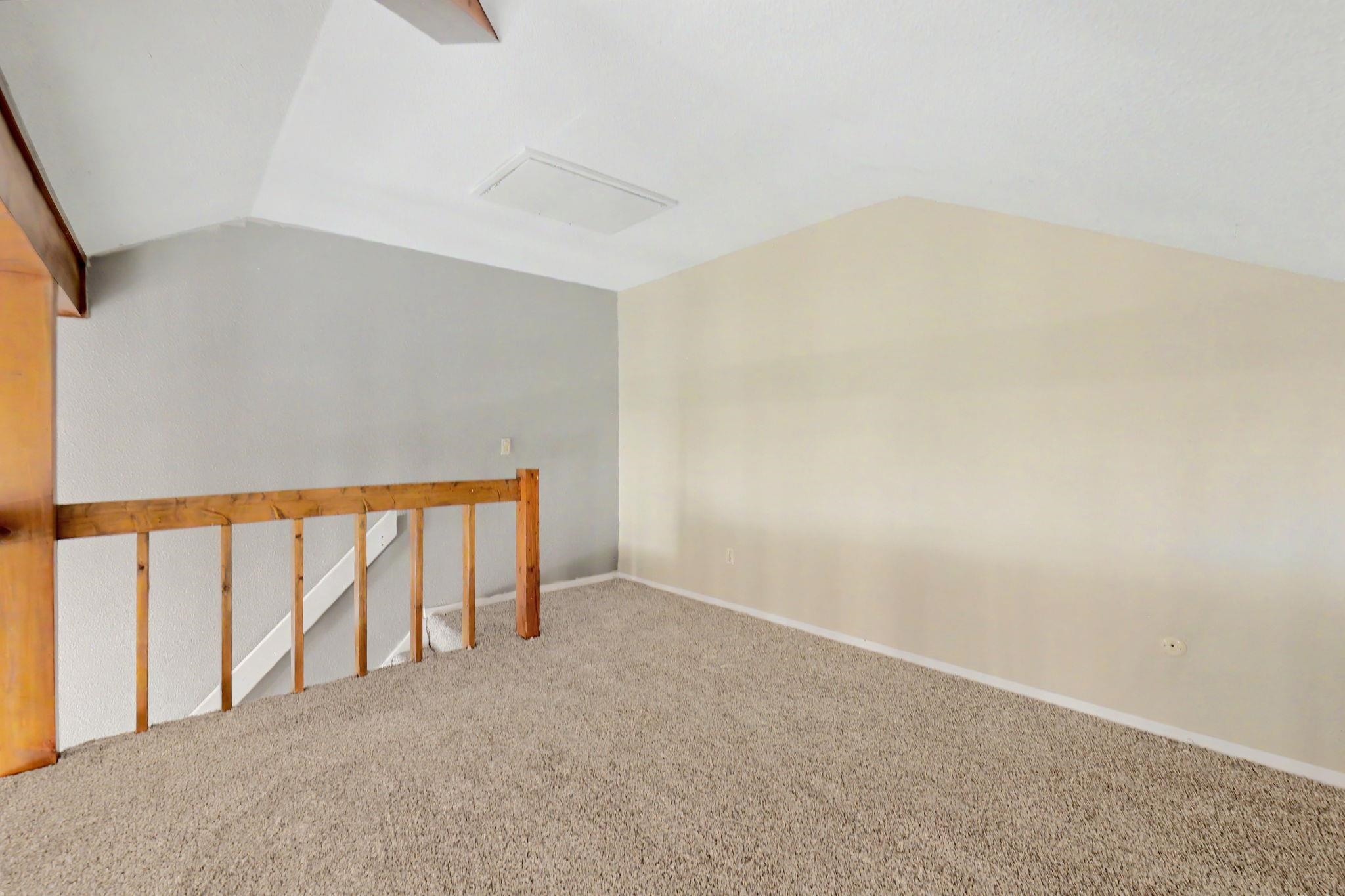 2421 S Yellowstone St #302 Property Photo 22
