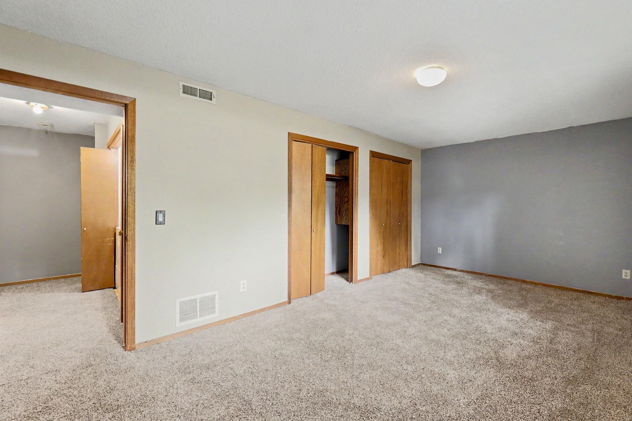 2421 S Yellowstone St #302 Property Photo 31