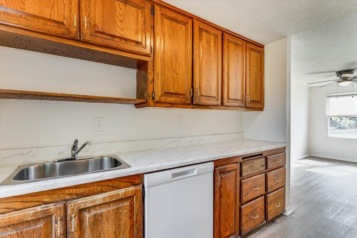 329 N Knight Property Photo 9