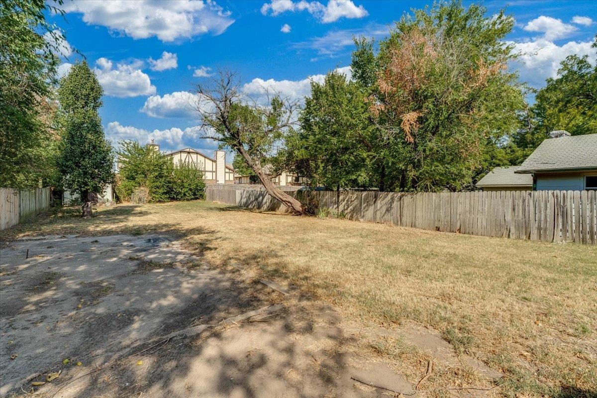 329 N Knight Property Photo 24