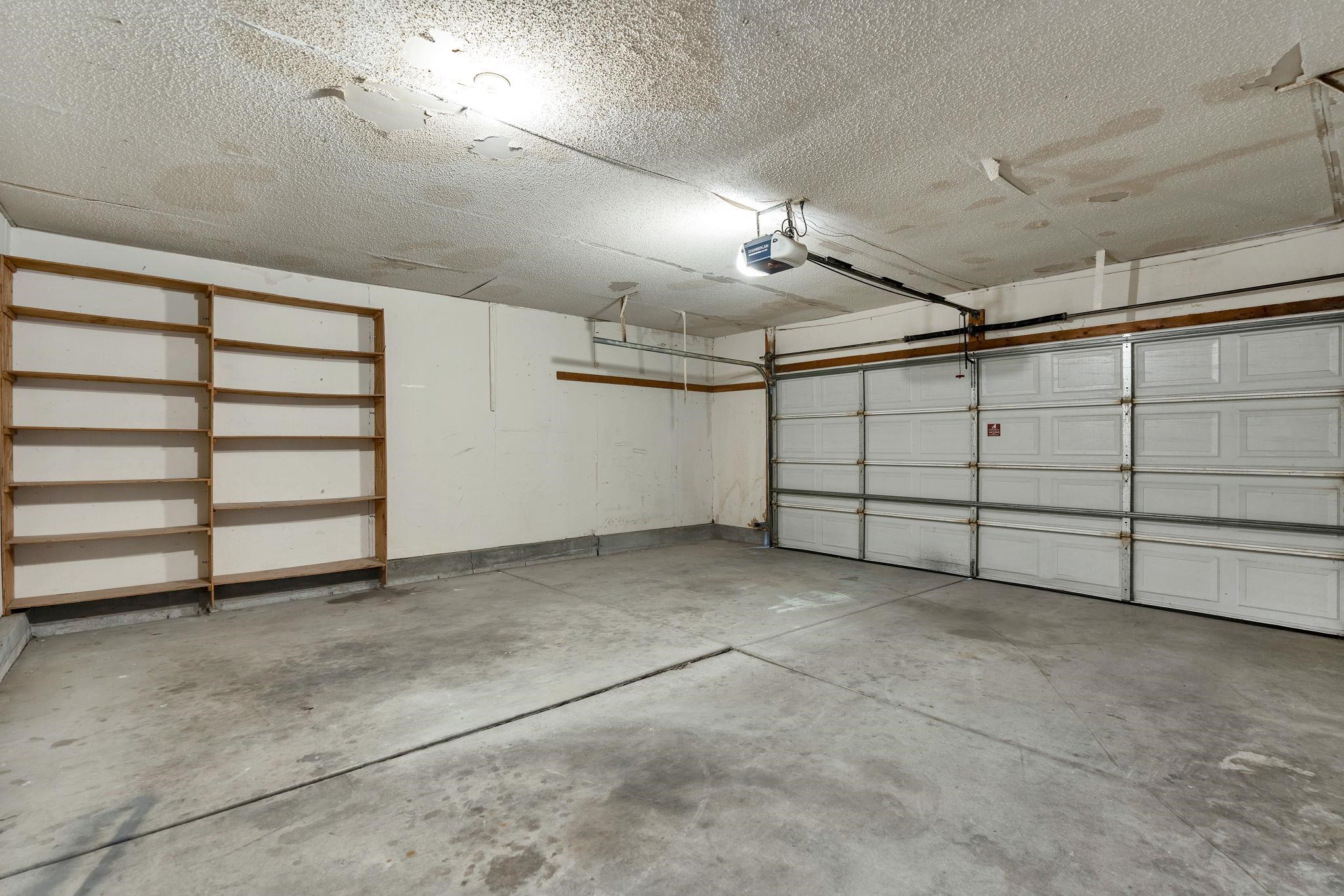2403 N Walden Dr. #701 Property Photo 29