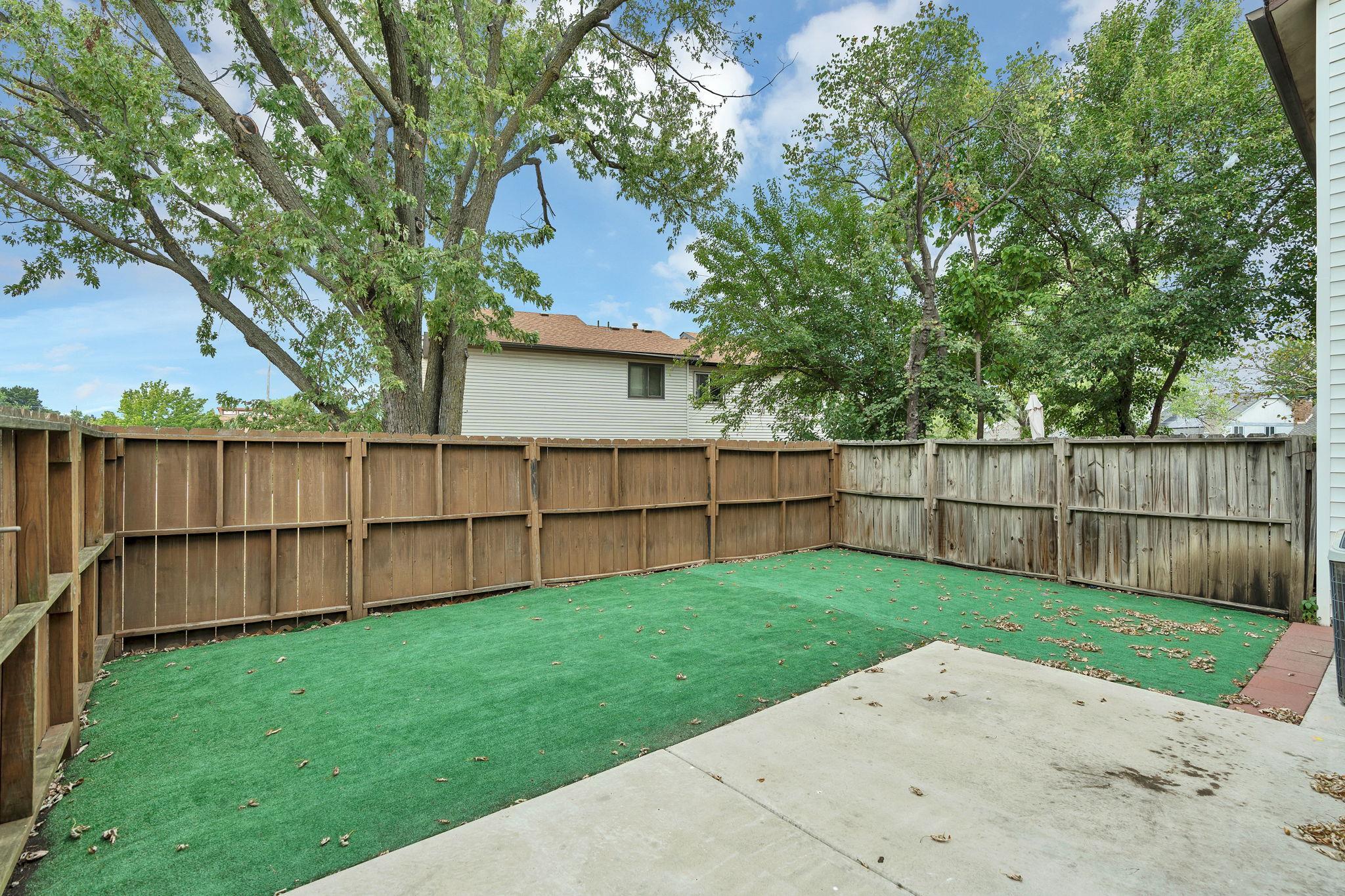 2403 N Walden Dr. #701 Property Photo 31