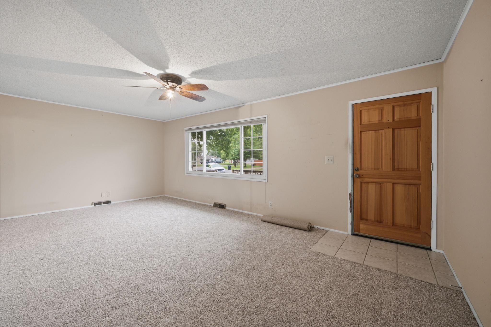 225 Belair St Property Photo 10