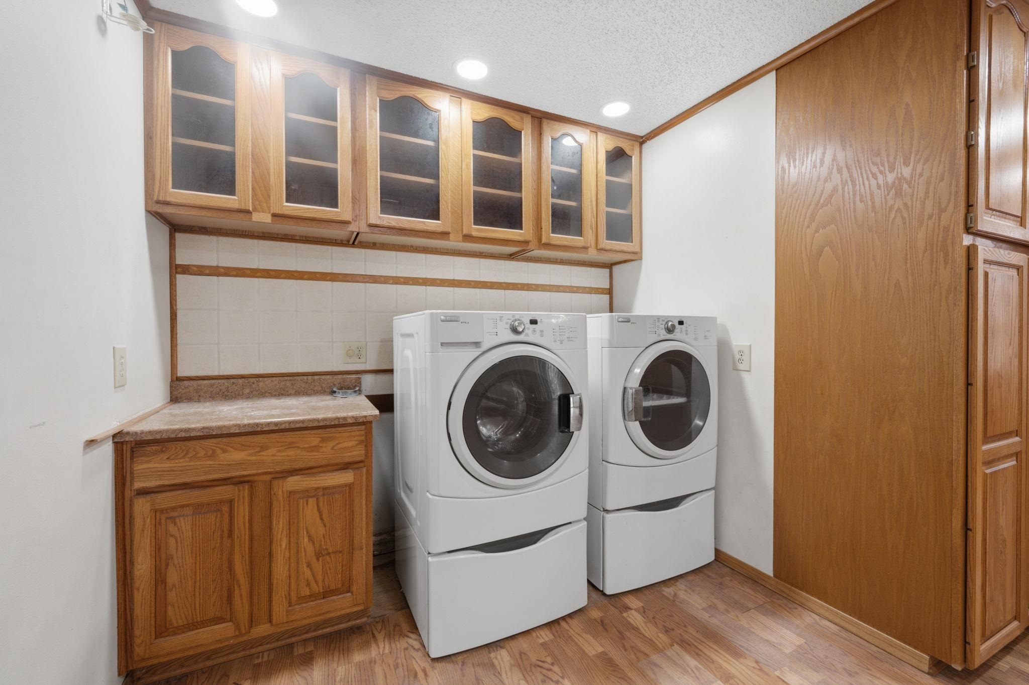 225 Belair St Property Photo 19