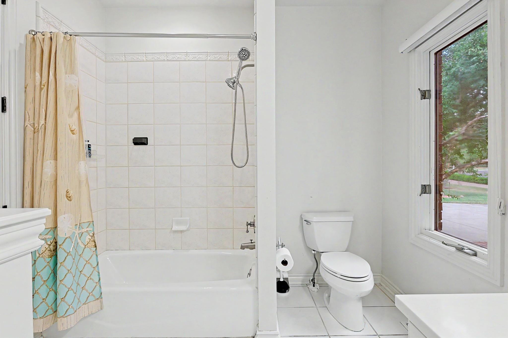 8513 E Bridlewood Property Photo 17
