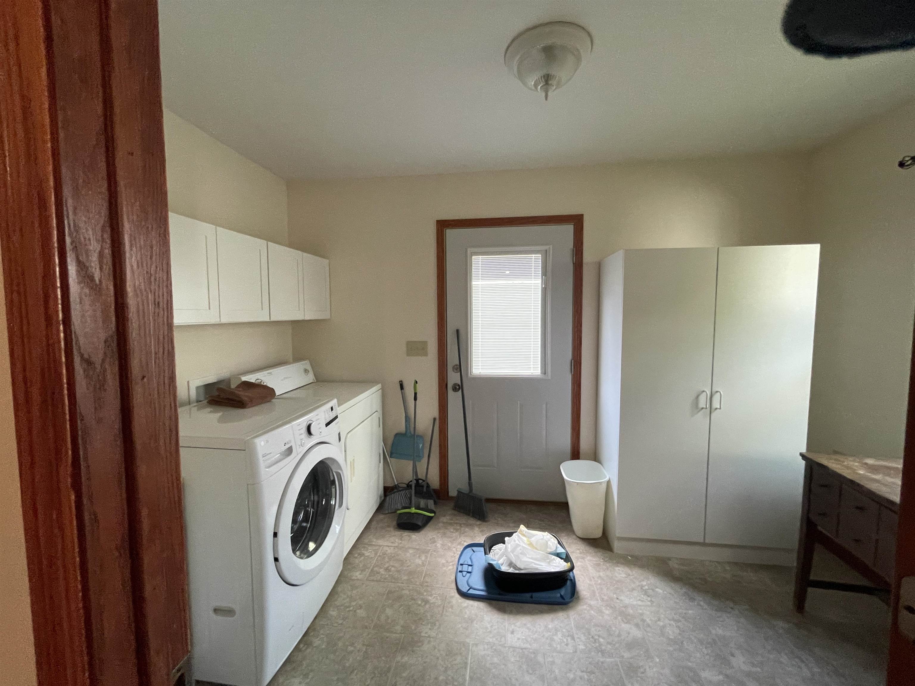 1406 N B Property Photo 14