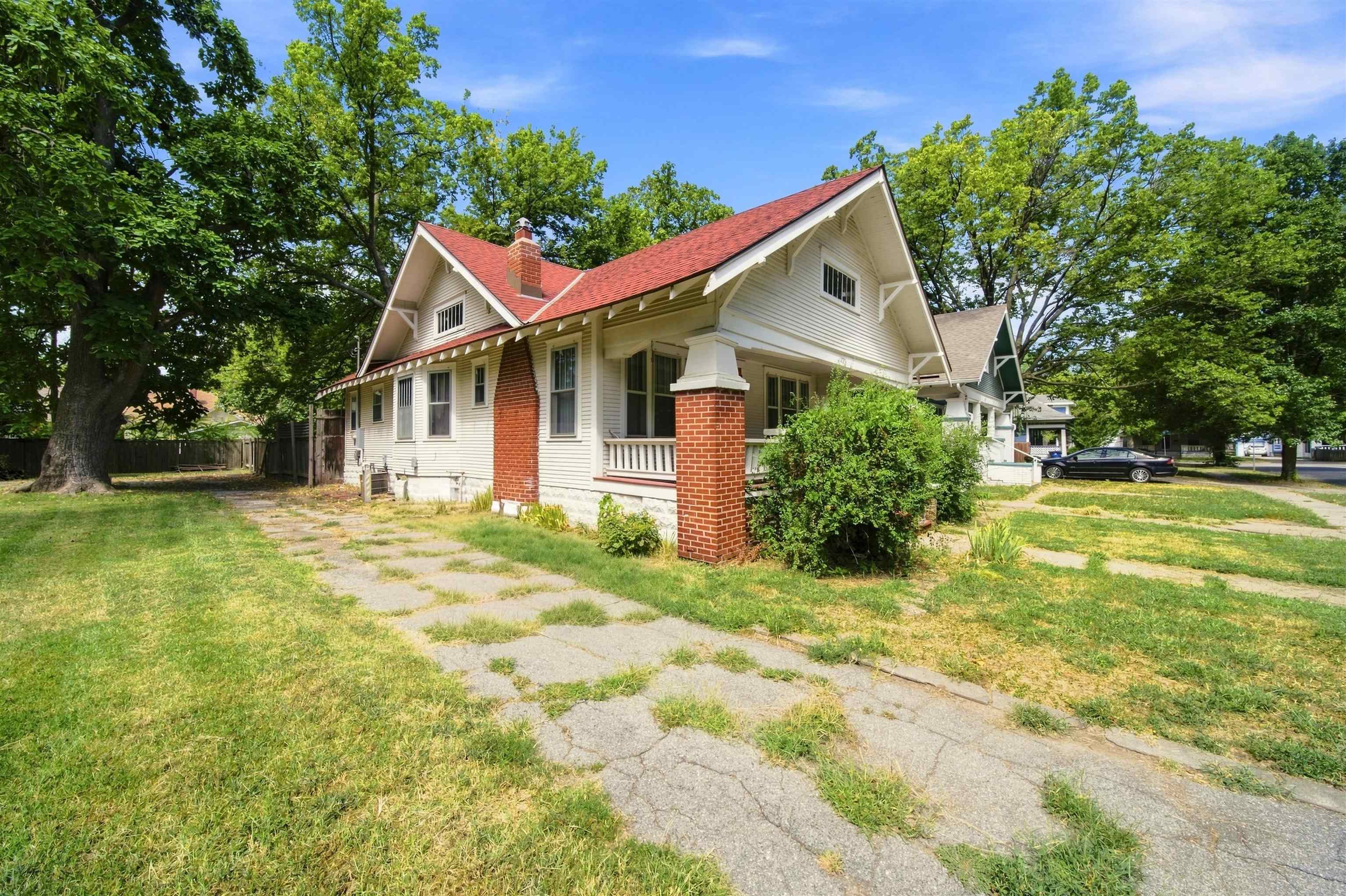233 N Estelle Ave Property Photo 5