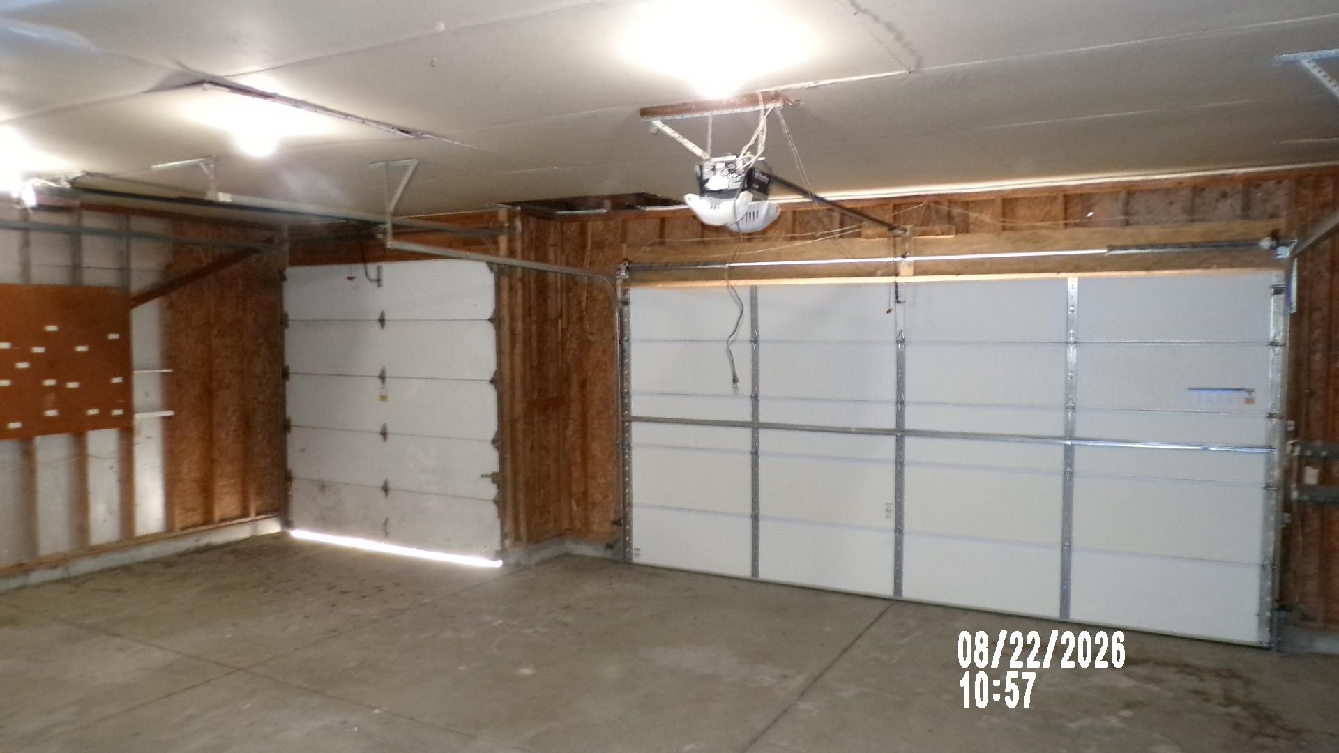 7530 N Broadway Ave Property Photo 24