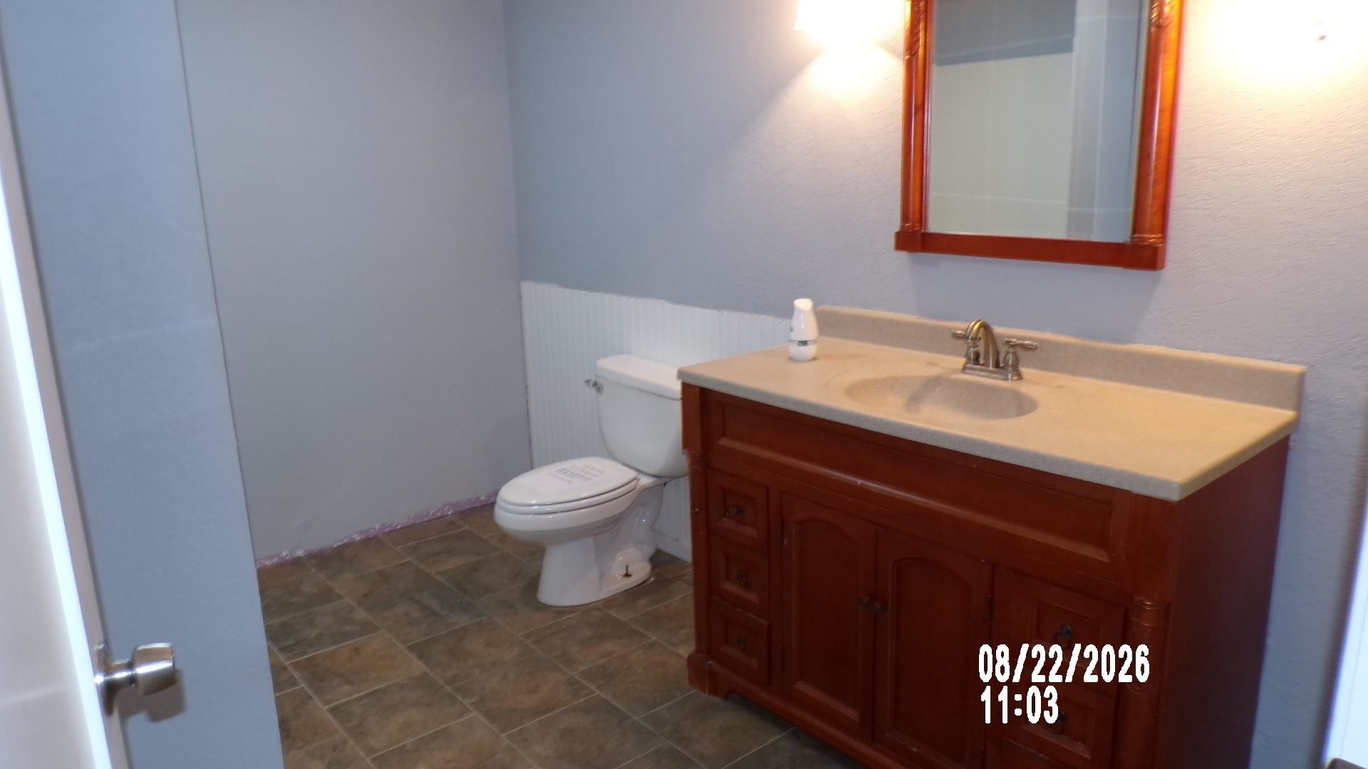 7530 N Broadway Ave Property Photo 27
