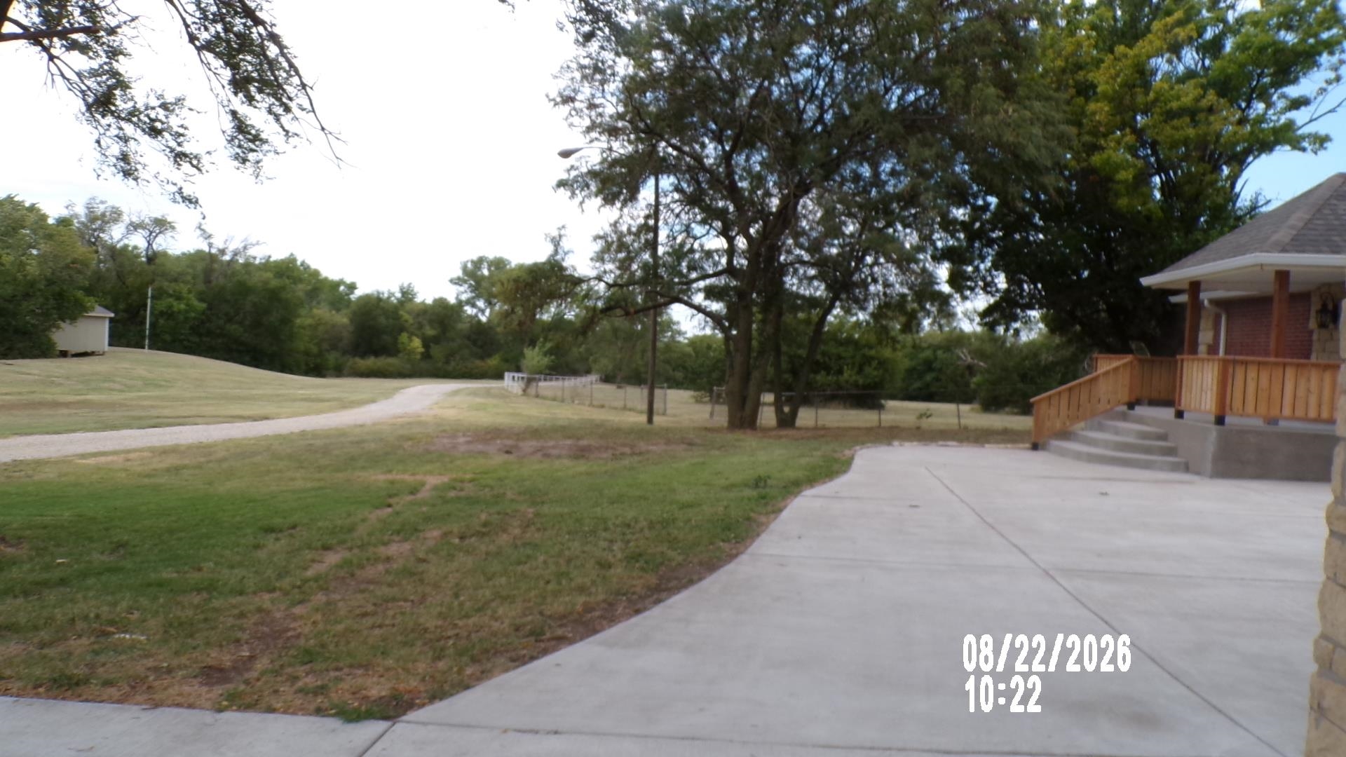 7530 N Broadway Ave Property Photo 30