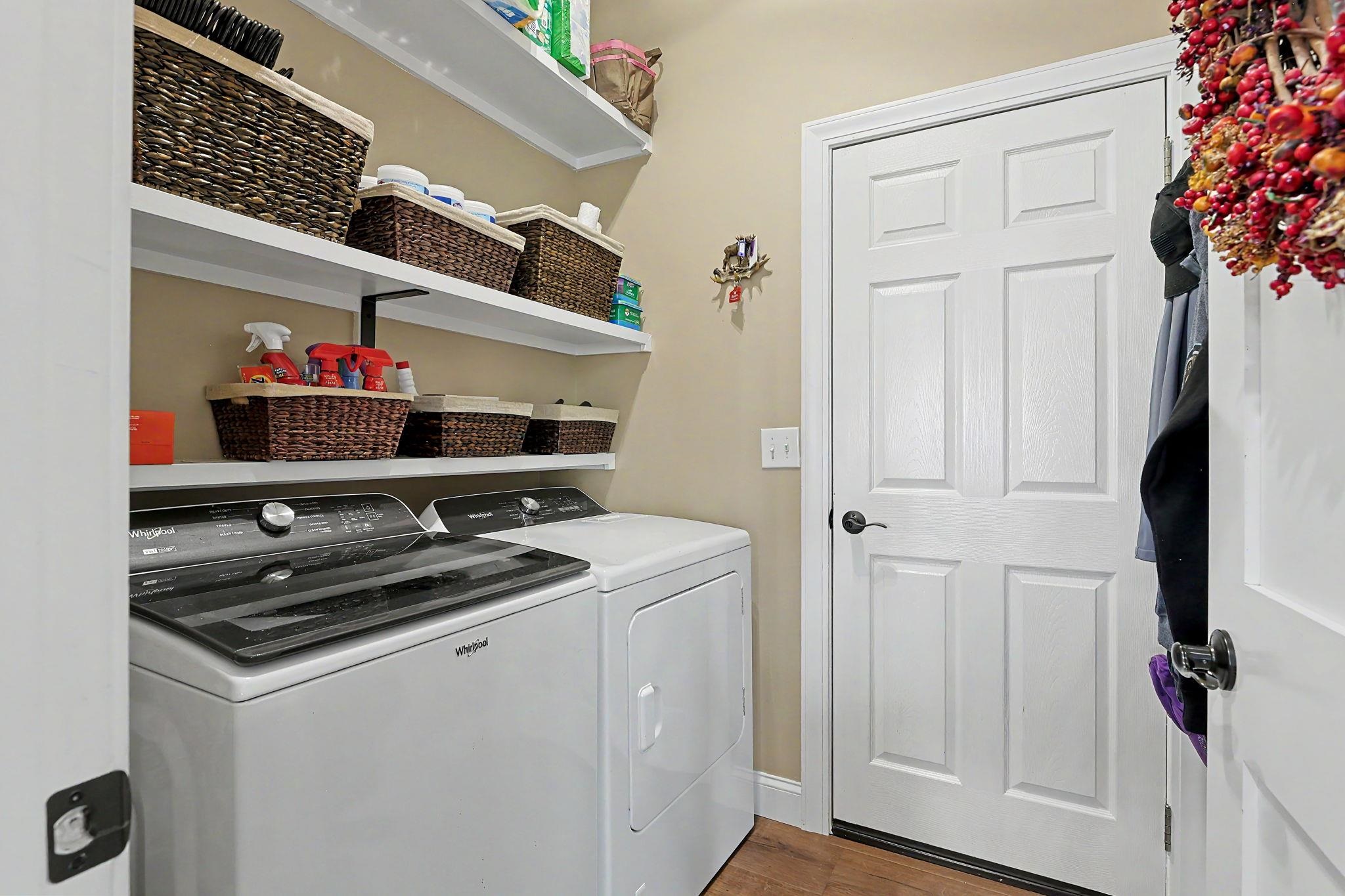 1431 E Summerlyn Property Photo 13