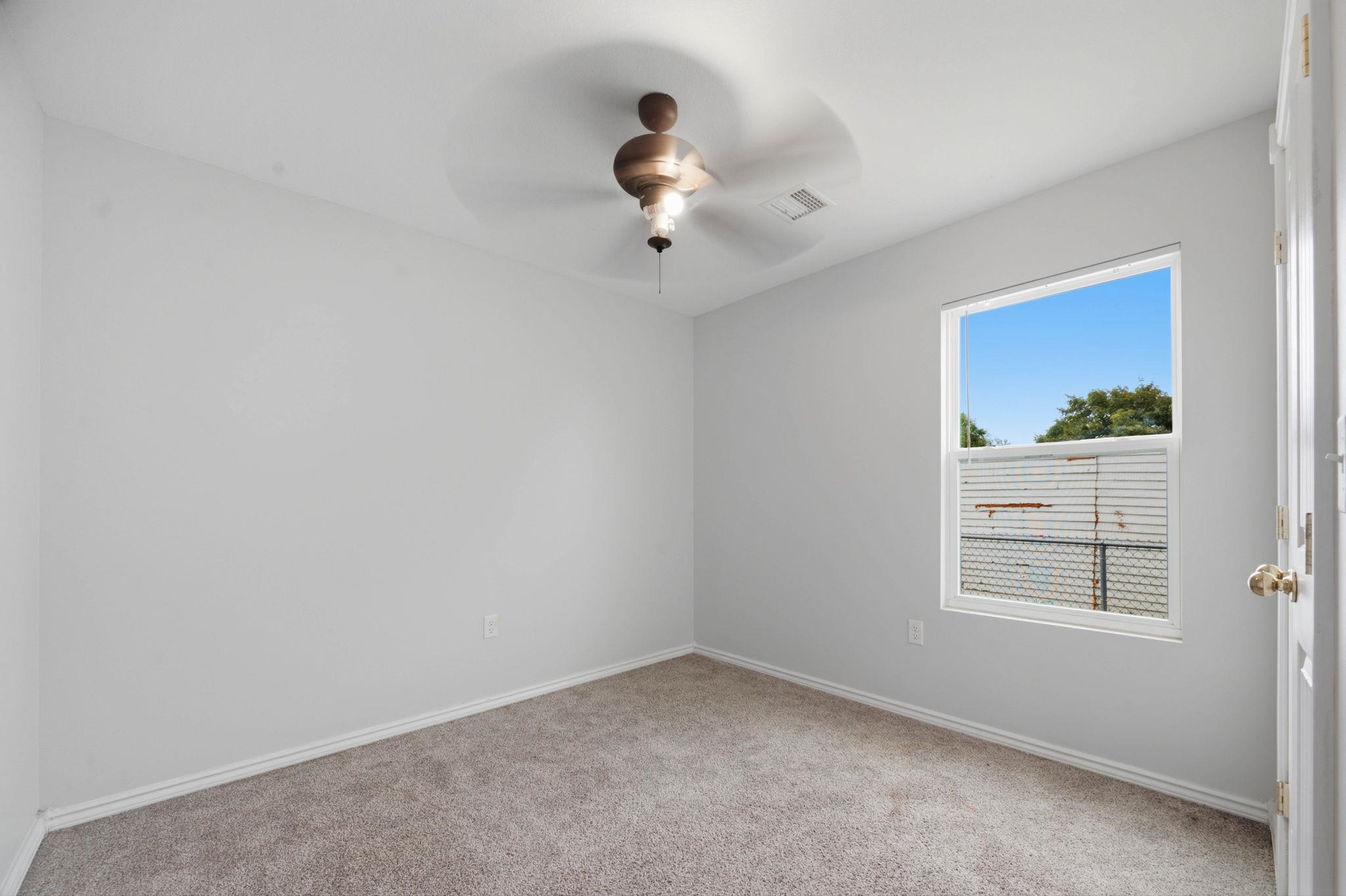1304 N Lorraine Ave Property Photo 15