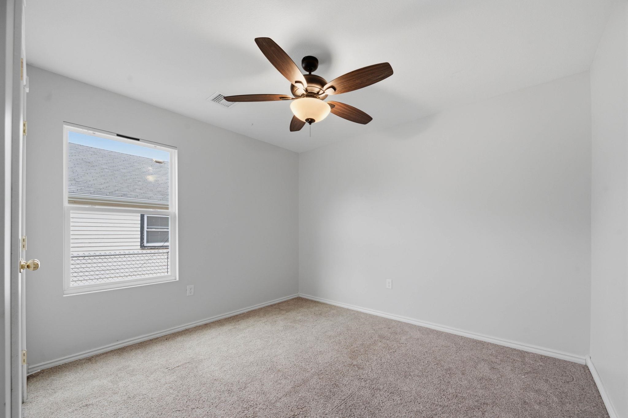 1304 N Lorraine Ave Property Photo 16