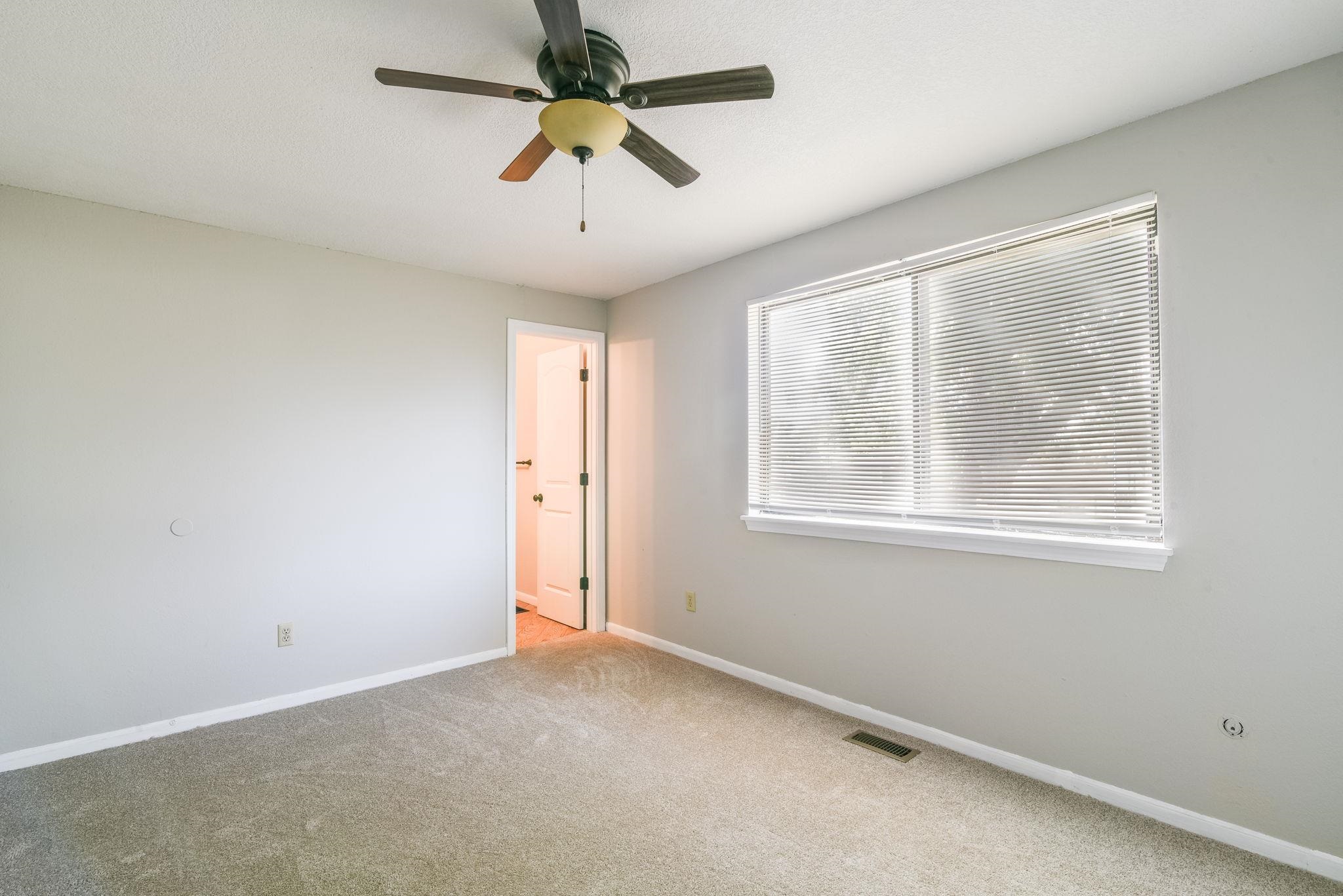 3208 N Cranberry Property Photo 14