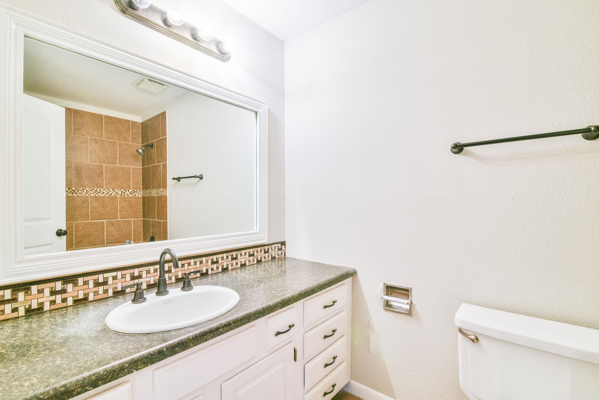 3208 N Cranberry Property Photo 19