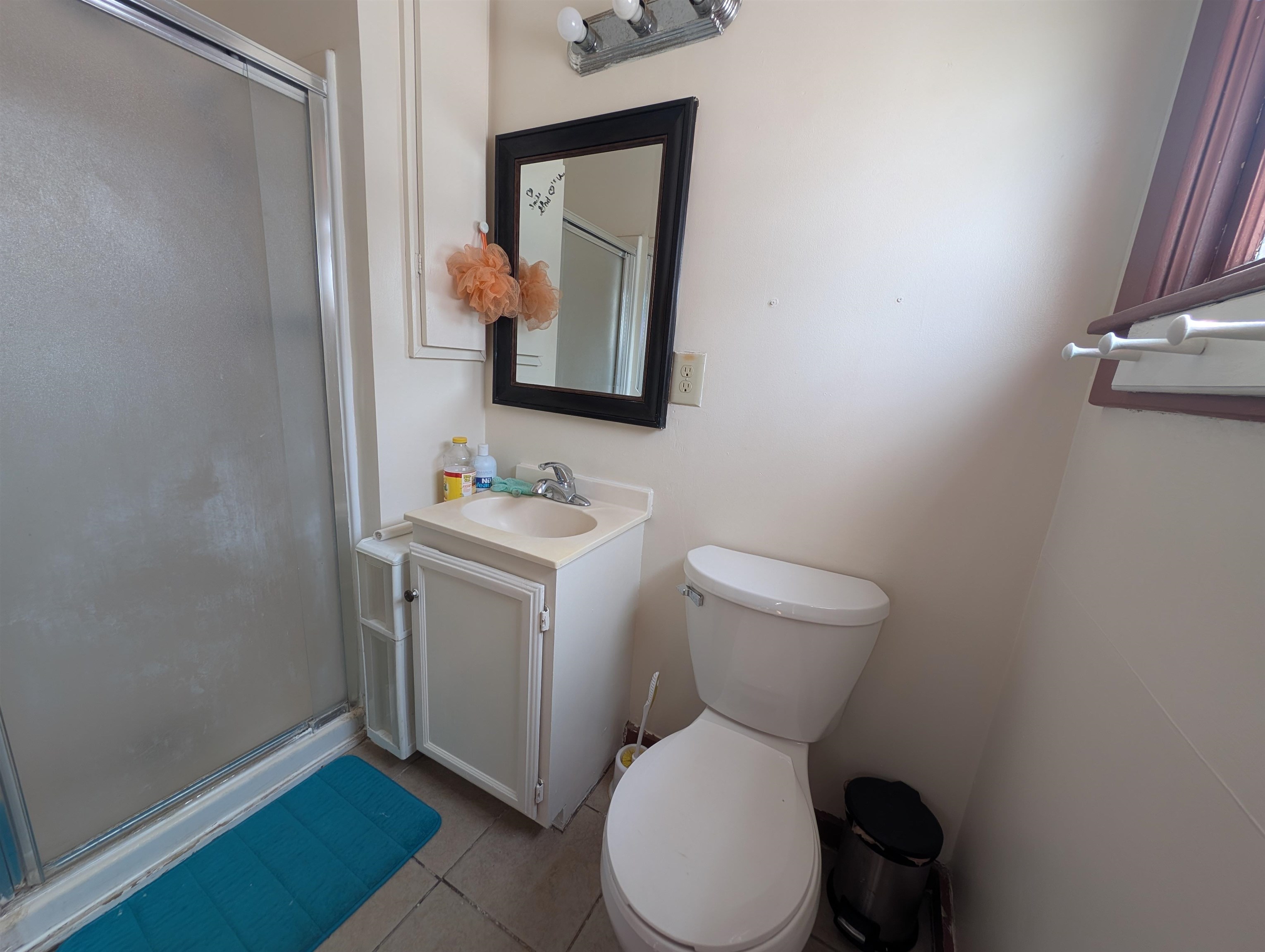 1818 N Park Pl Property Photo 14