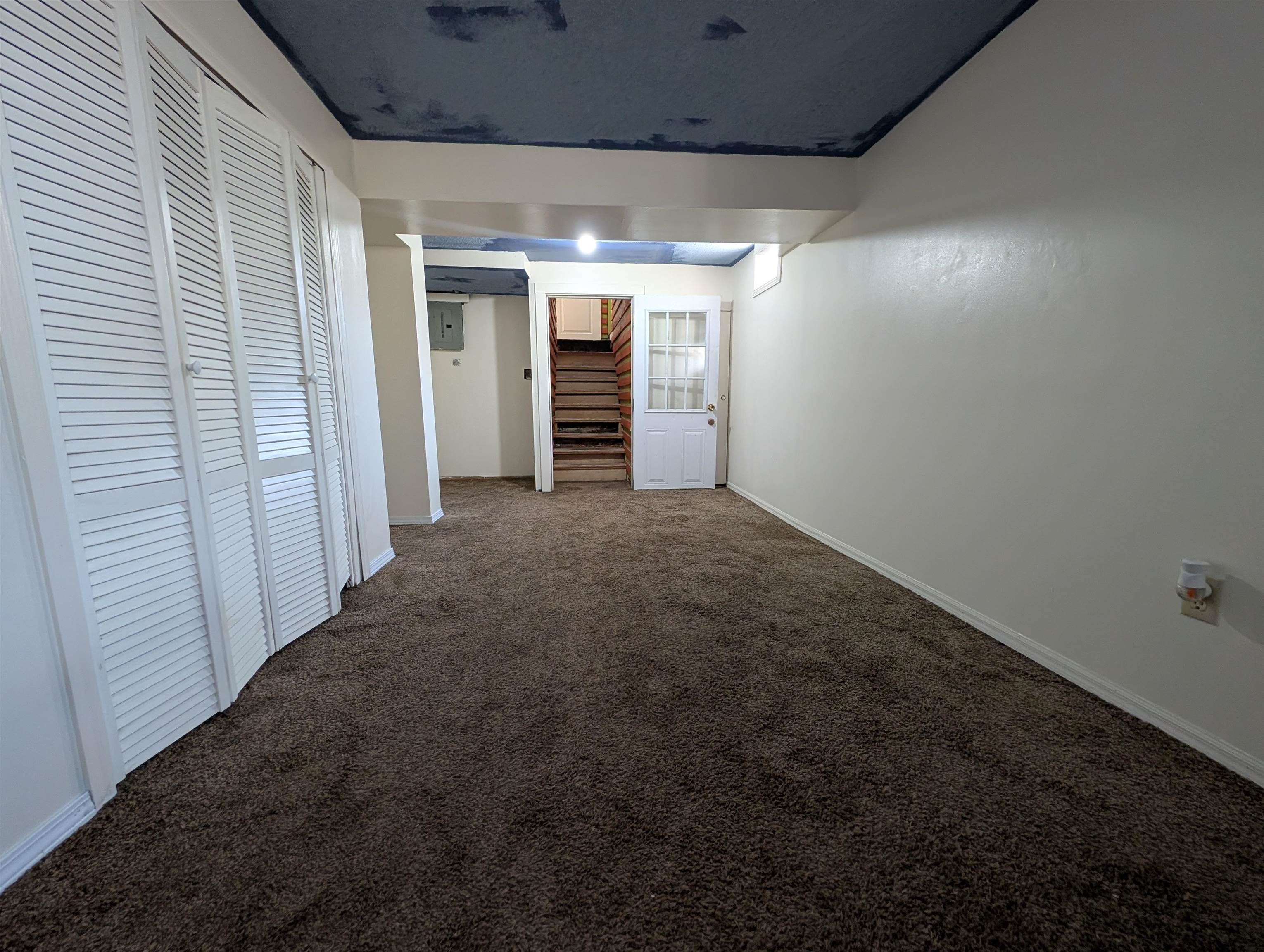 1818 N Park Pl Property Photo 17