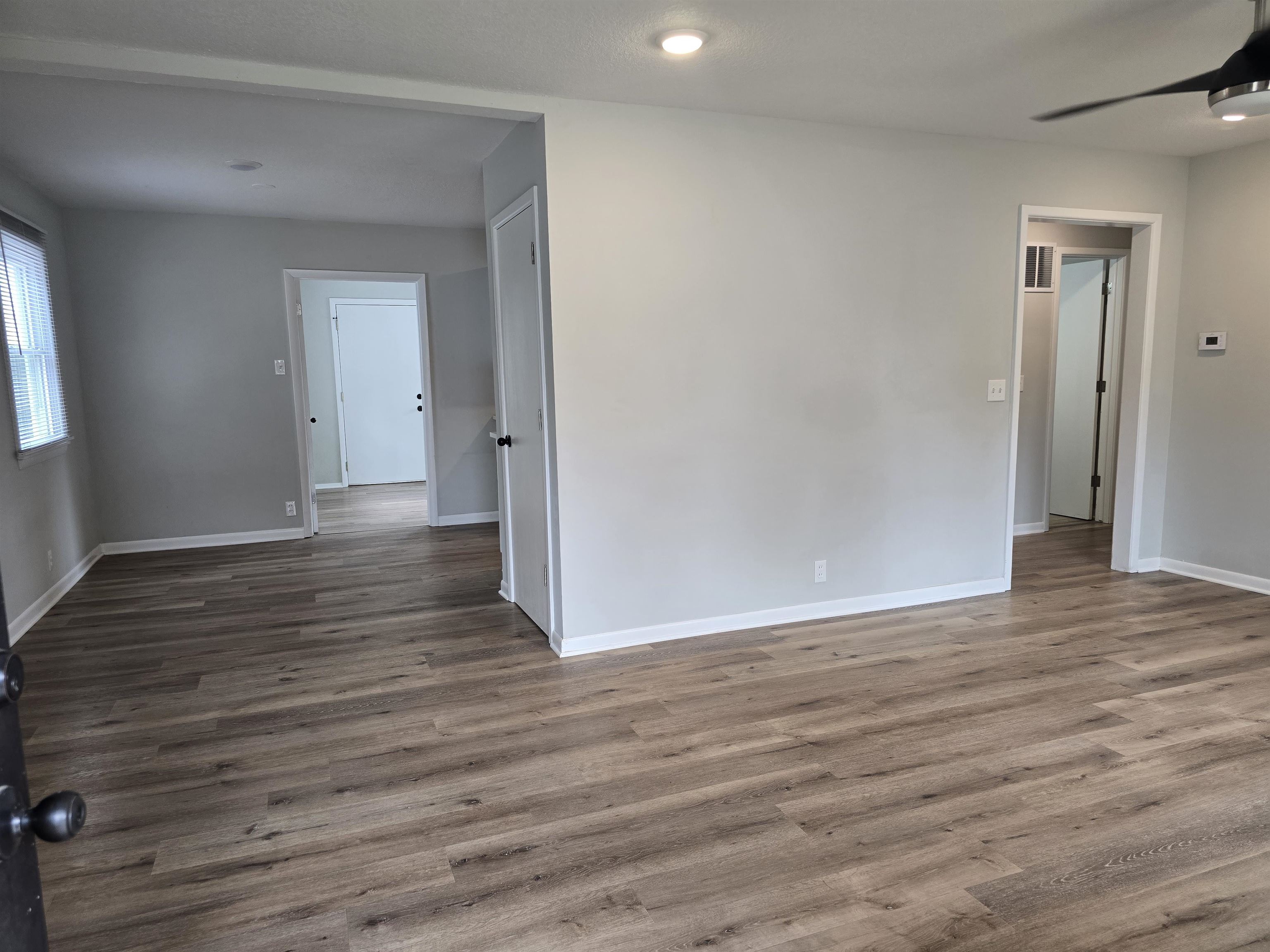 4622 S Vine Property Photo 7