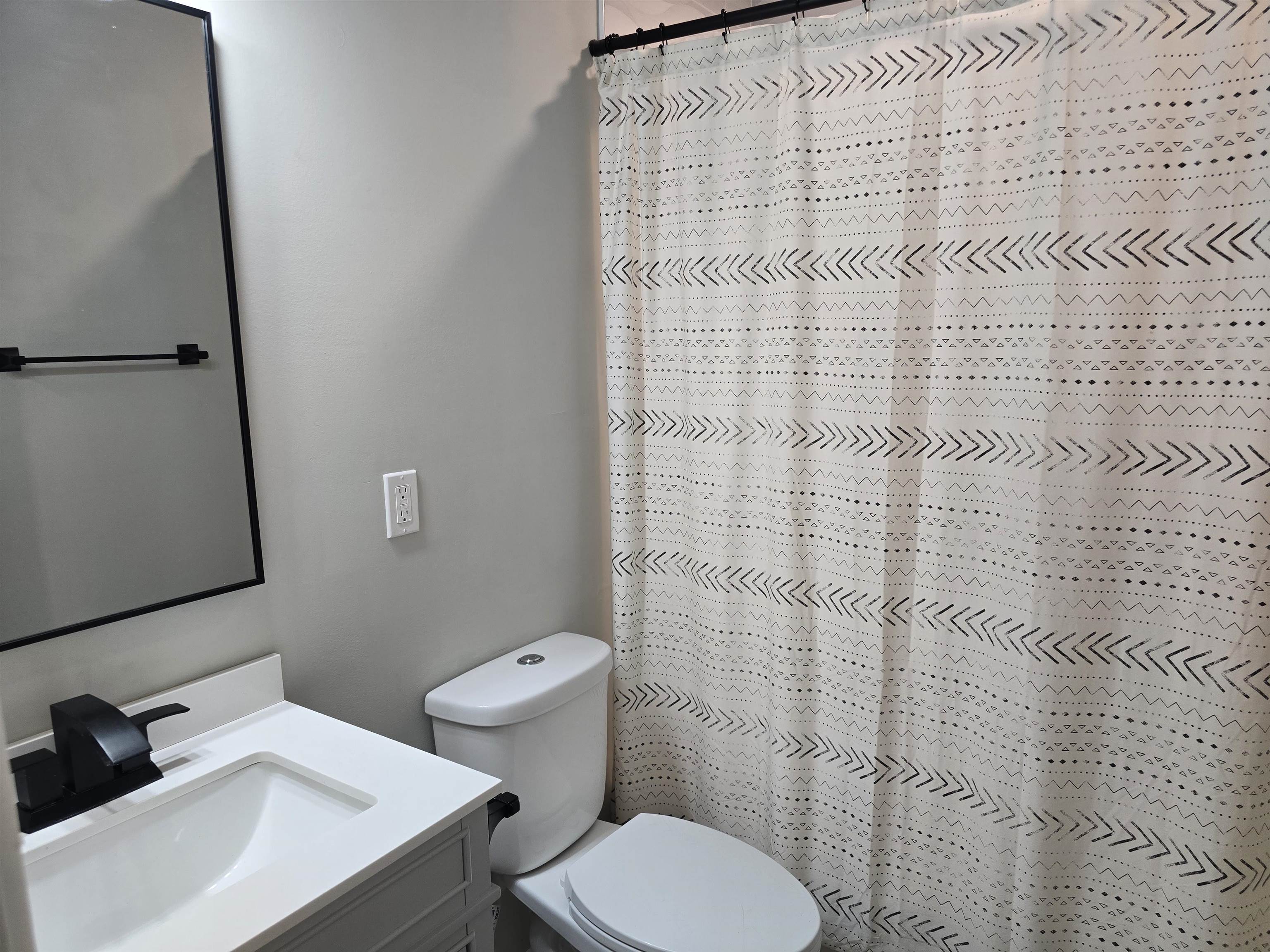 4622 S Vine Property Photo 17
