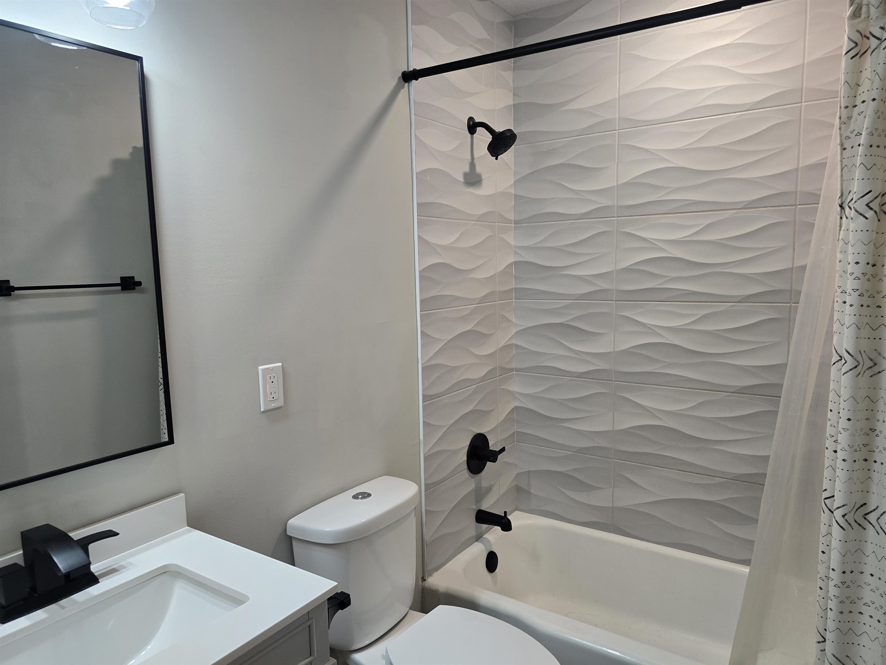 4622 S Vine Property Photo 18