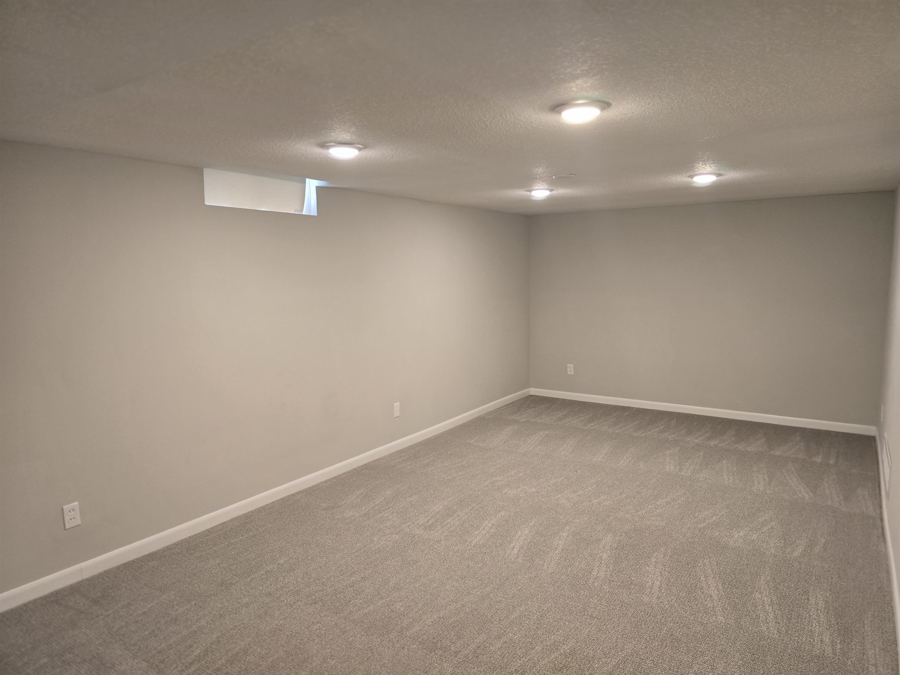 4622 S Vine Property Photo 19