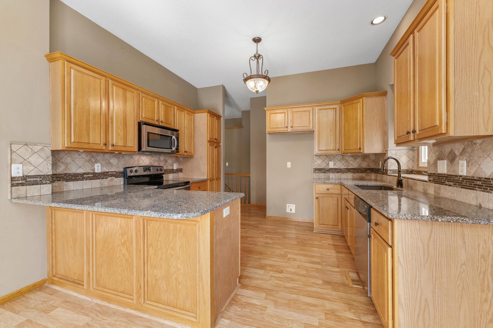 11421 W Central Park St Property Photo 10